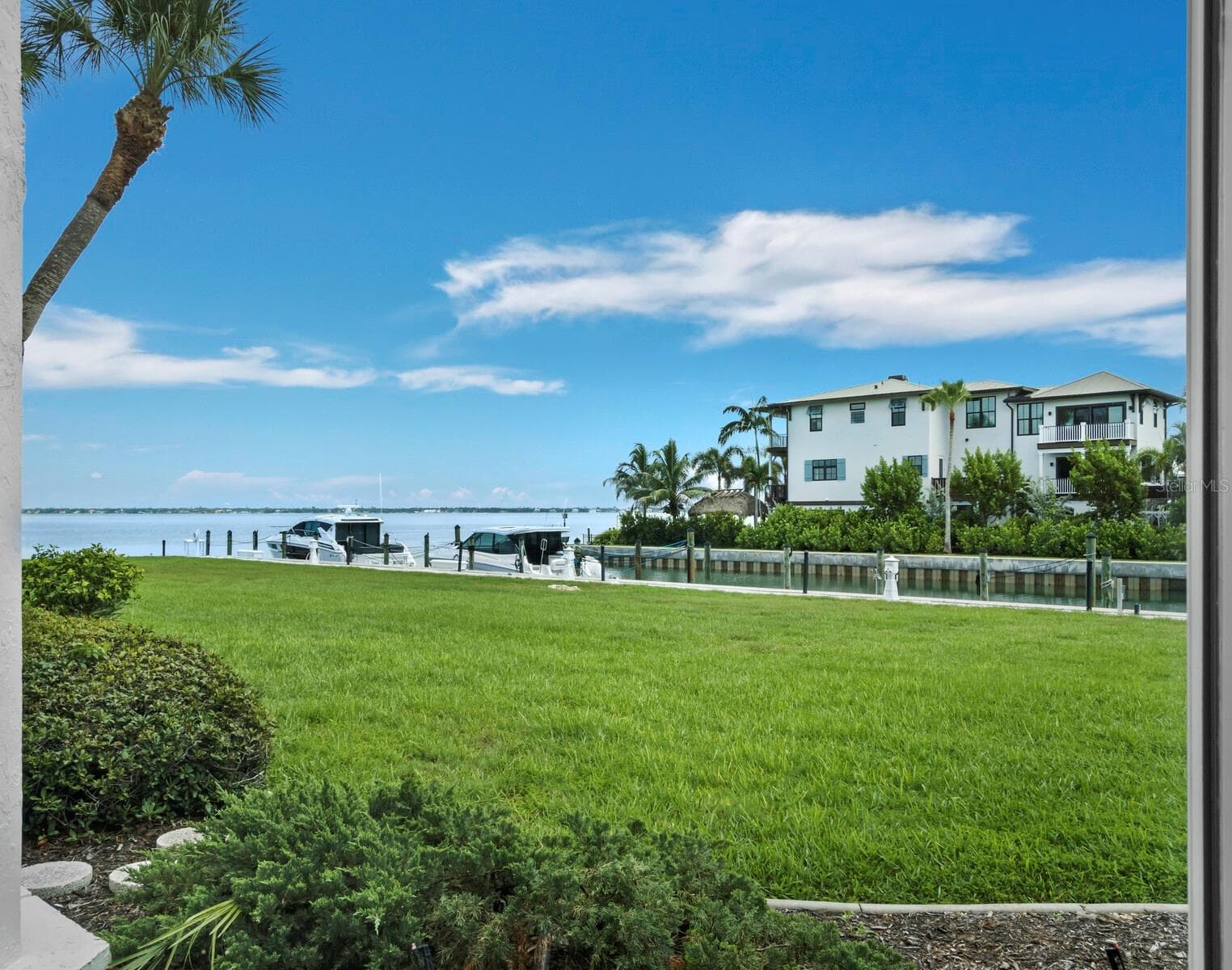 Bay Harbour has a private marina. Currently there is a slip available...no wait list! - 448 GULF OF MEXICO DR #A104, LONGBOAT KEY