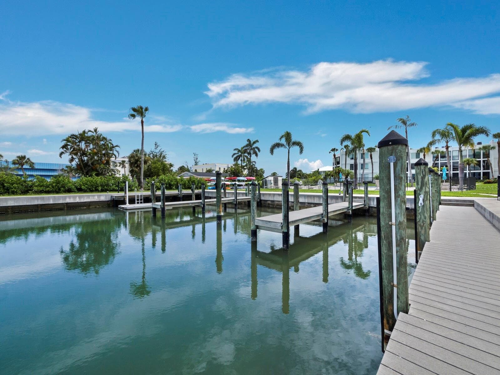 Yes, that is a kayak launch! - 448 GULF OF MEXICO DR #A104, LONGBOAT KEY