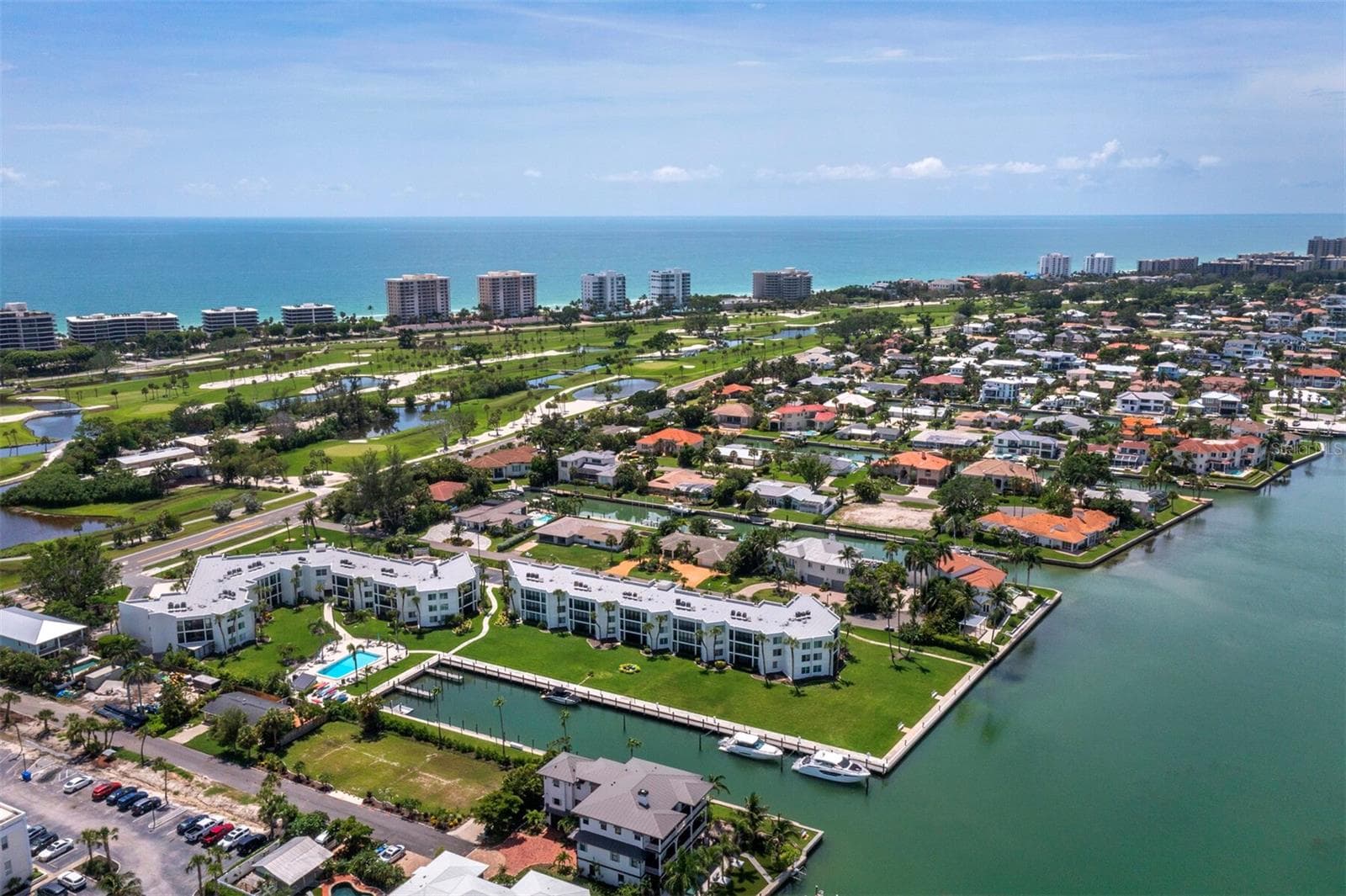 A northwest perspective of Bay Harbour condominiums - 448 GULF OF MEXICO DR #A104, LONGBOAT KEY