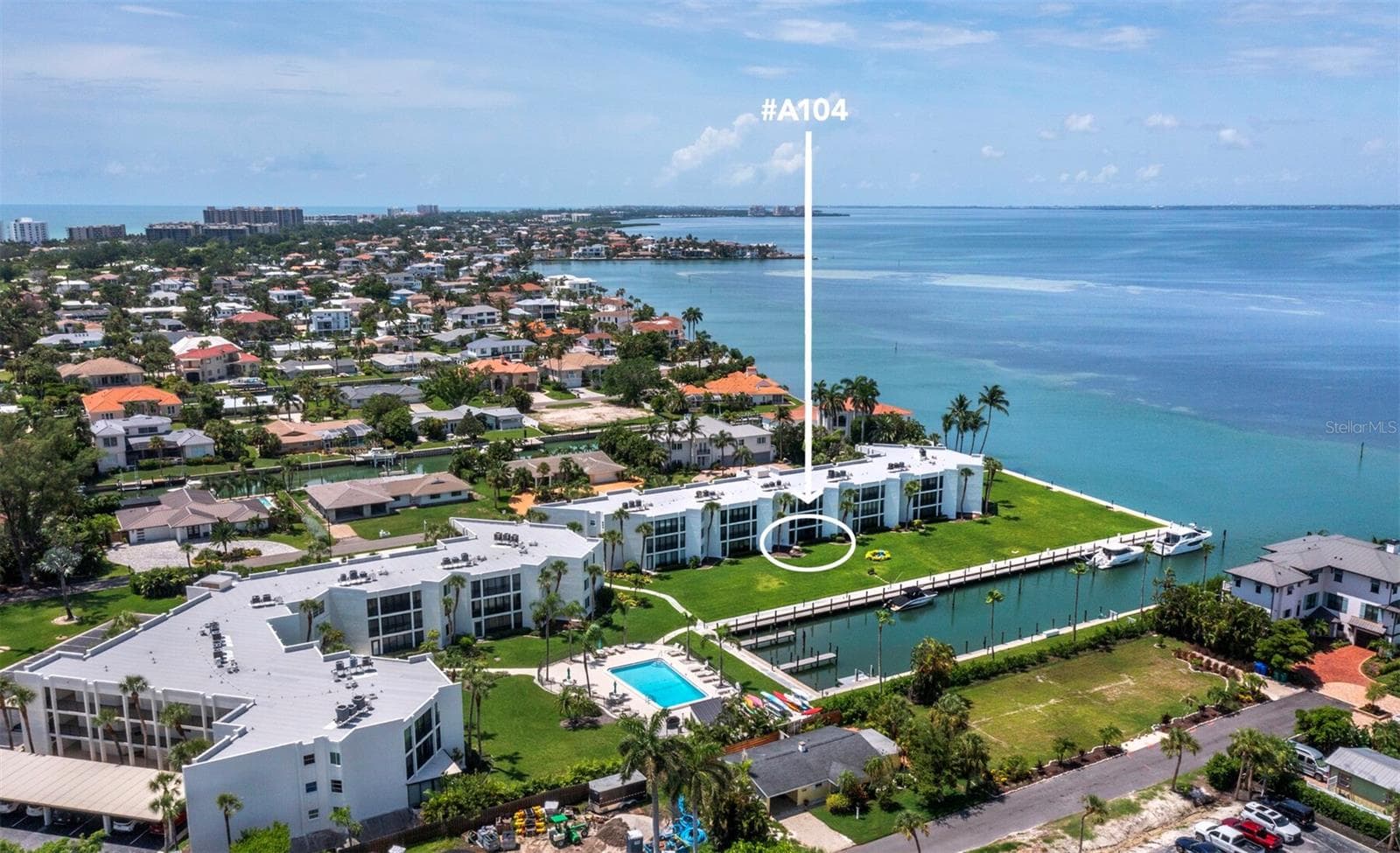 A northeast perspective of Bay Harbour to the open waters of Sarasota Bay and the Intracoastal! - 448 GULF OF MEXICO DR #A104, LONGBOAT KEY