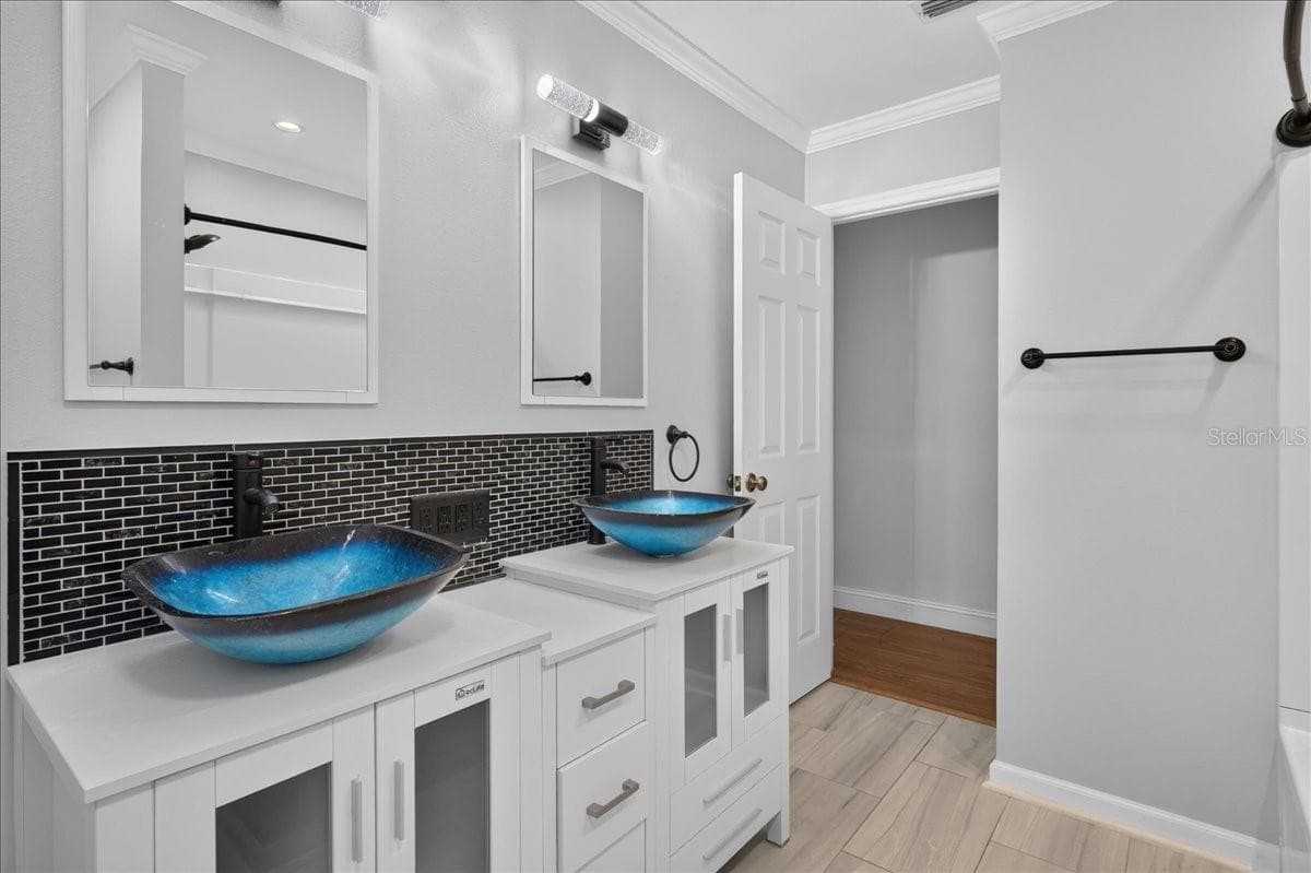 Single Family Residence at 1221 E LIME ST, TARPON SPRINGS, photo 33 of 50