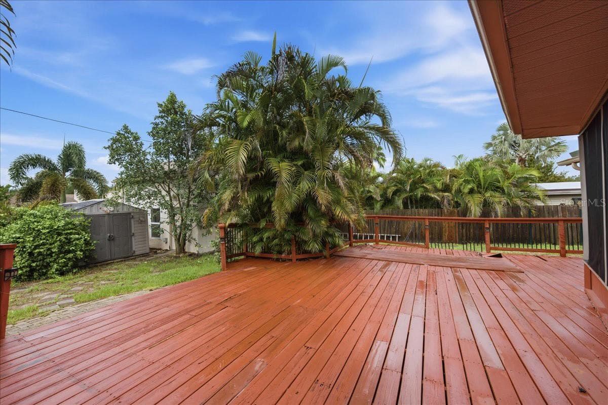 Single Family Residence at 1221 E LIME ST, TARPON SPRINGS, photo 38 of 50