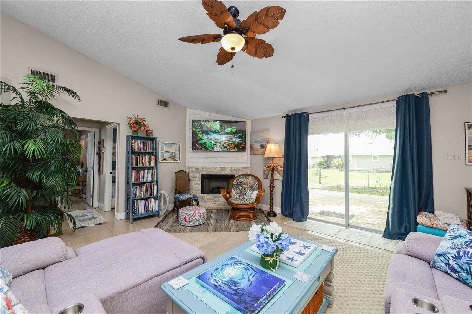 Single Family Residence at 6201 VINTAGE DR, LAKELAND, photo 8 of 41