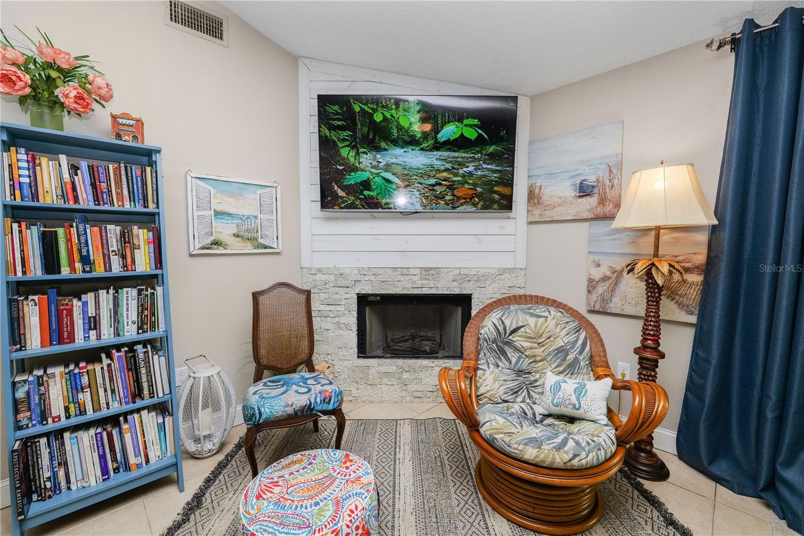 Single Family Residence at 6201 VINTAGE DR, LAKELAND, photo 9 of 41