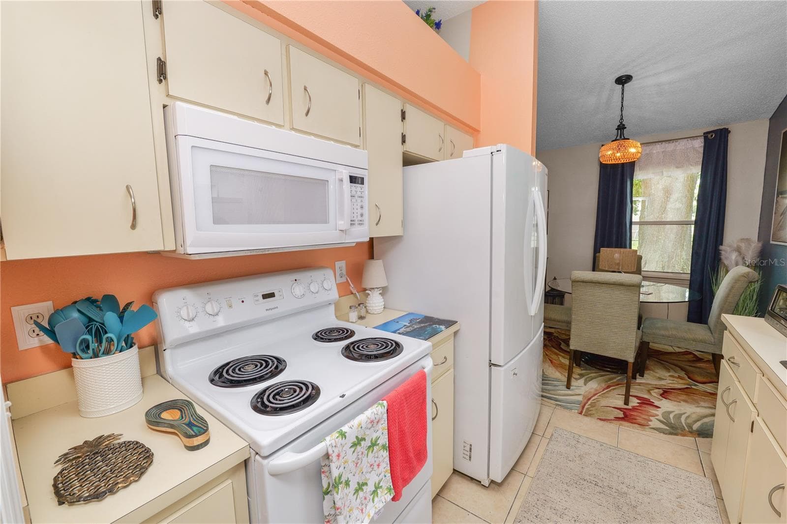 Single Family Residence at 6201 VINTAGE DR, LAKELAND, photo 14 of 41