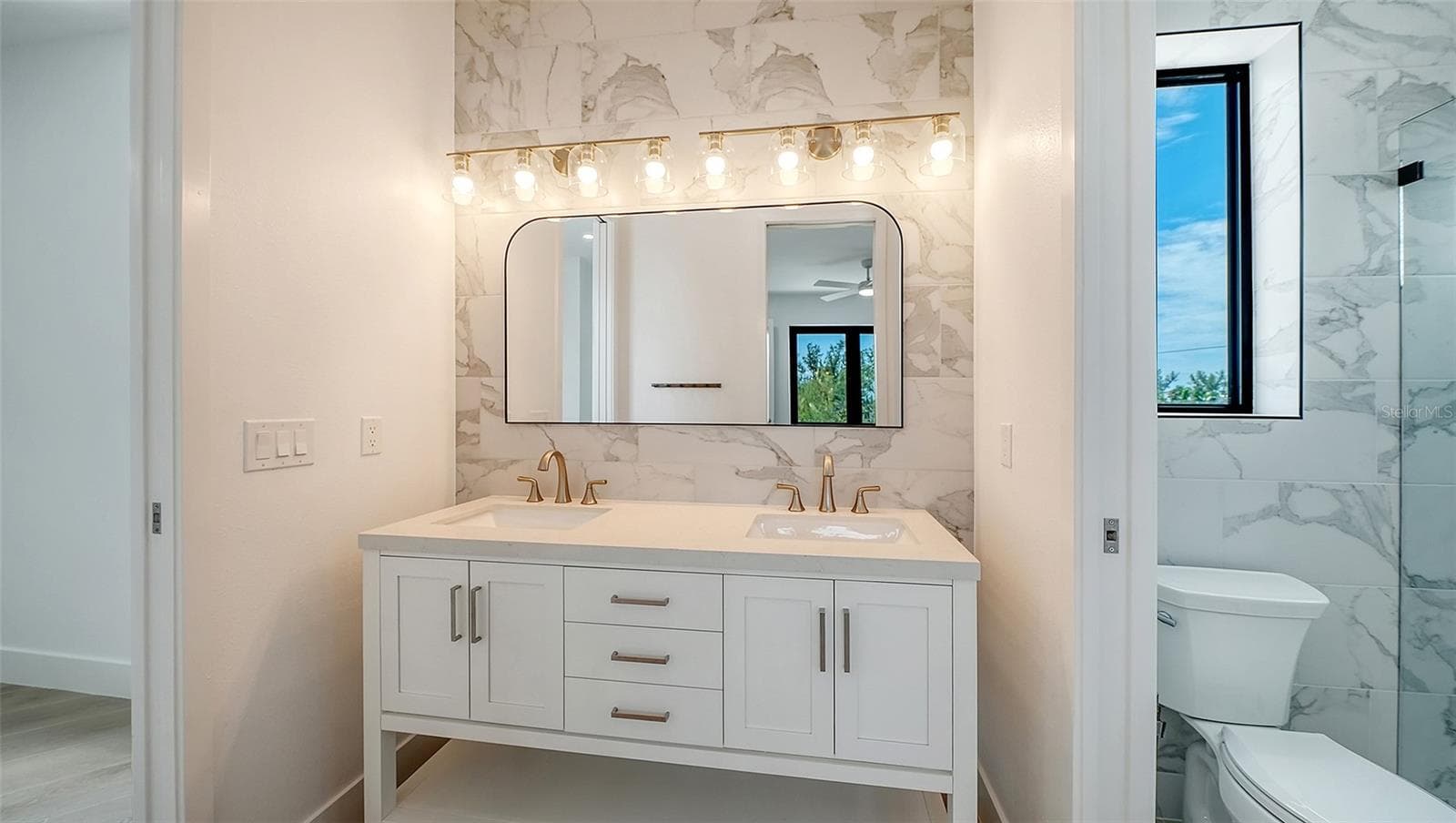 Single Family Residence at 2908 AVENUE B, BRADENTON BEACH, photo 21 of 54