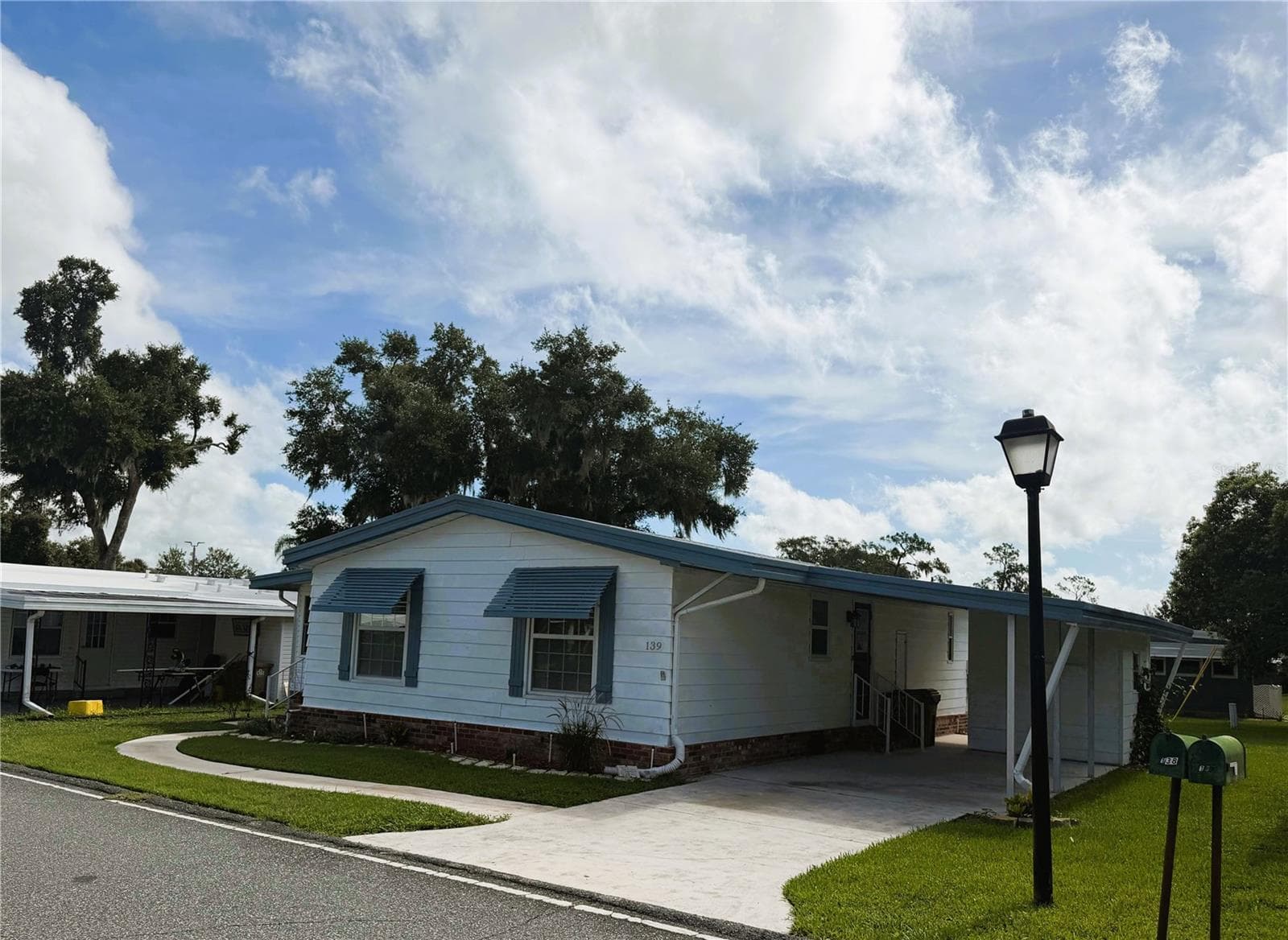 Mobile Home at 139 ASPEN CIR, LEESBURG, photo 2 of 43