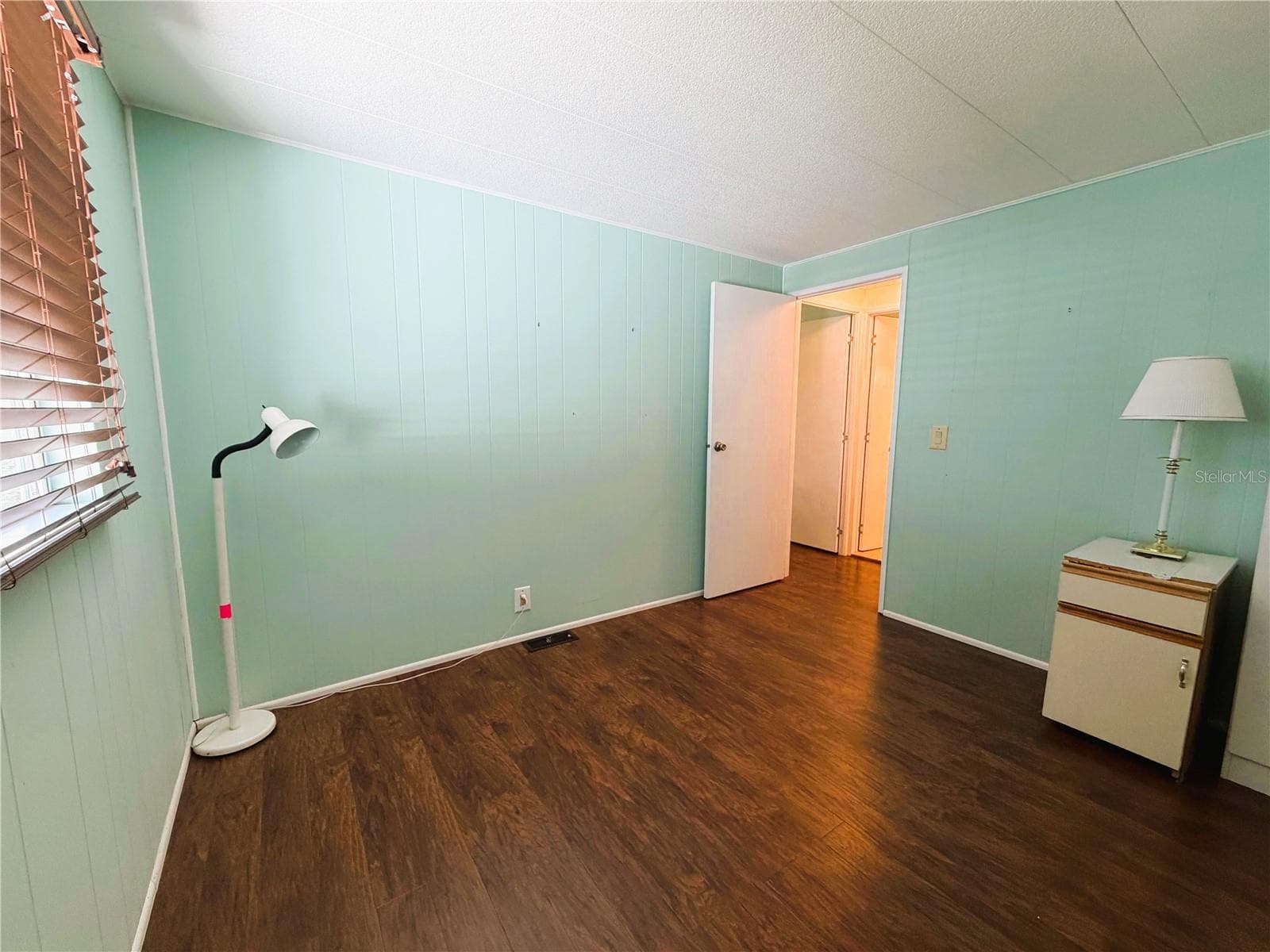 Mobile Home at 139 ASPEN CIR, LEESBURG, photo 24 of 43