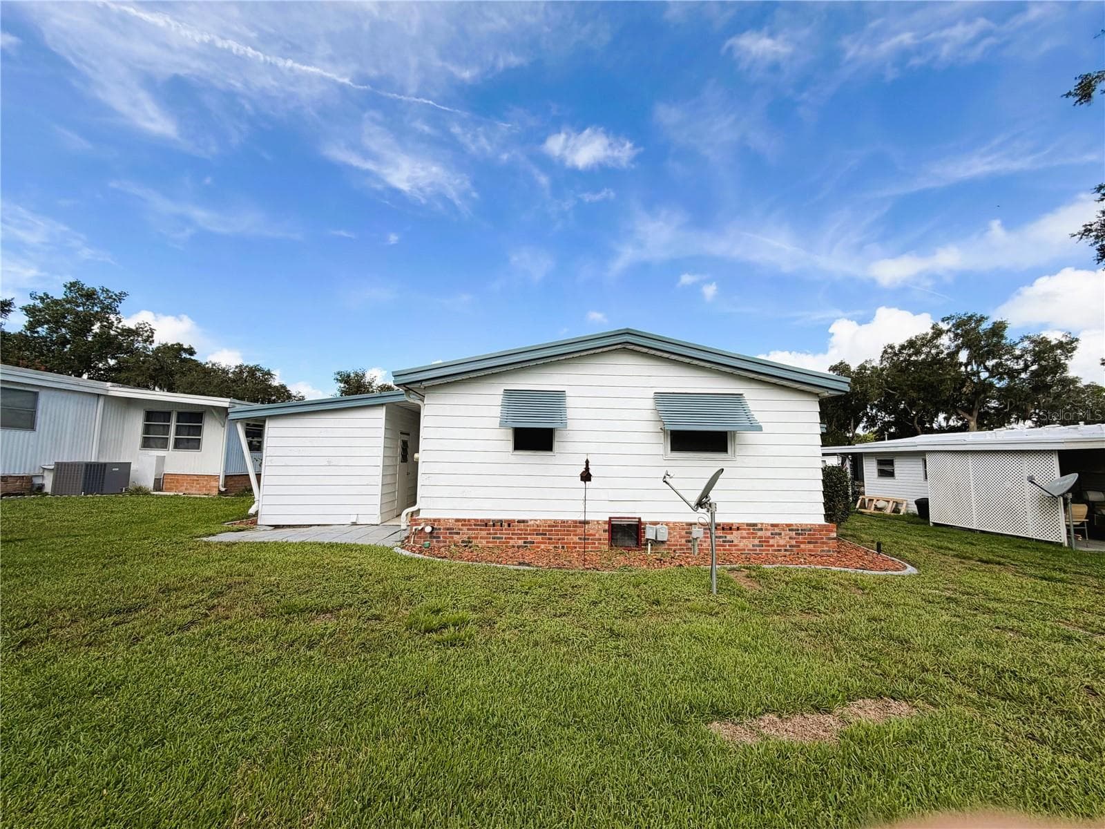 Mobile Home at 139 ASPEN CIR, LEESBURG, photo 41 of 43
