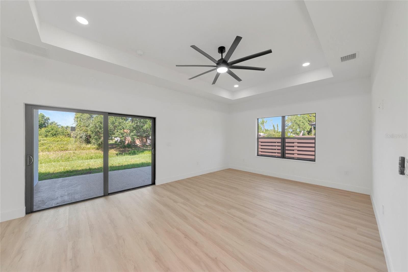 Family Room - 1274 RONALD ST, NORTH PORT