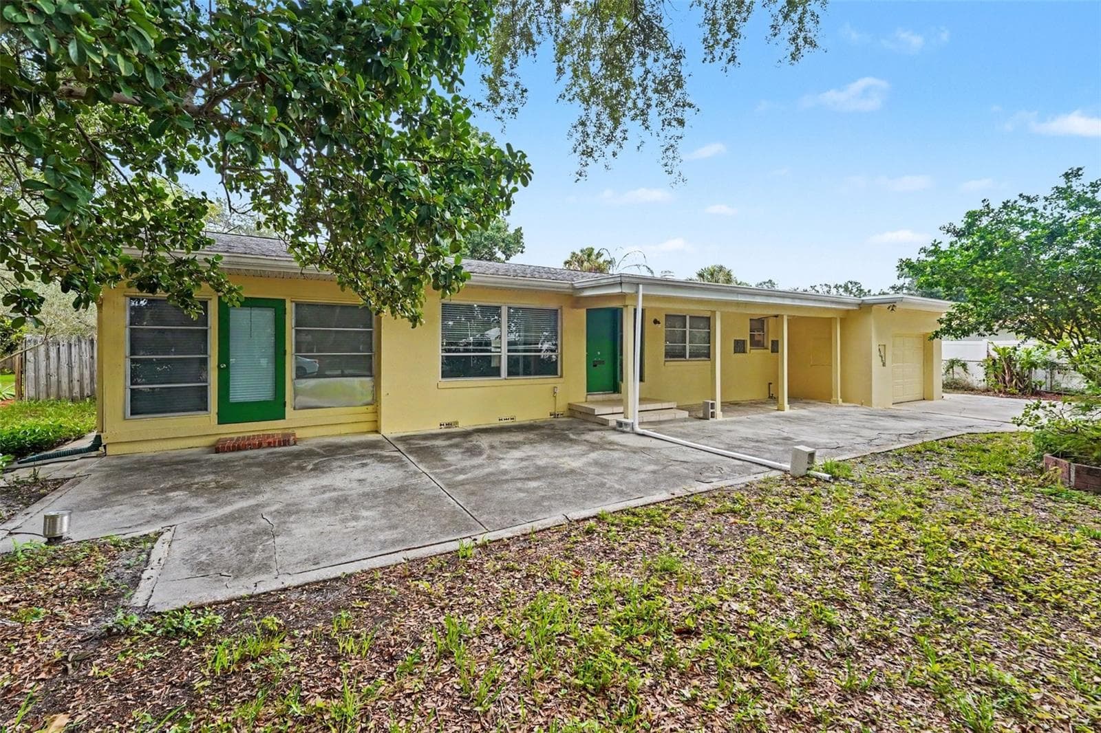 Single Family Residence at 6415 2ND AVE N, ST PETERSBURG, photo 21 of 27