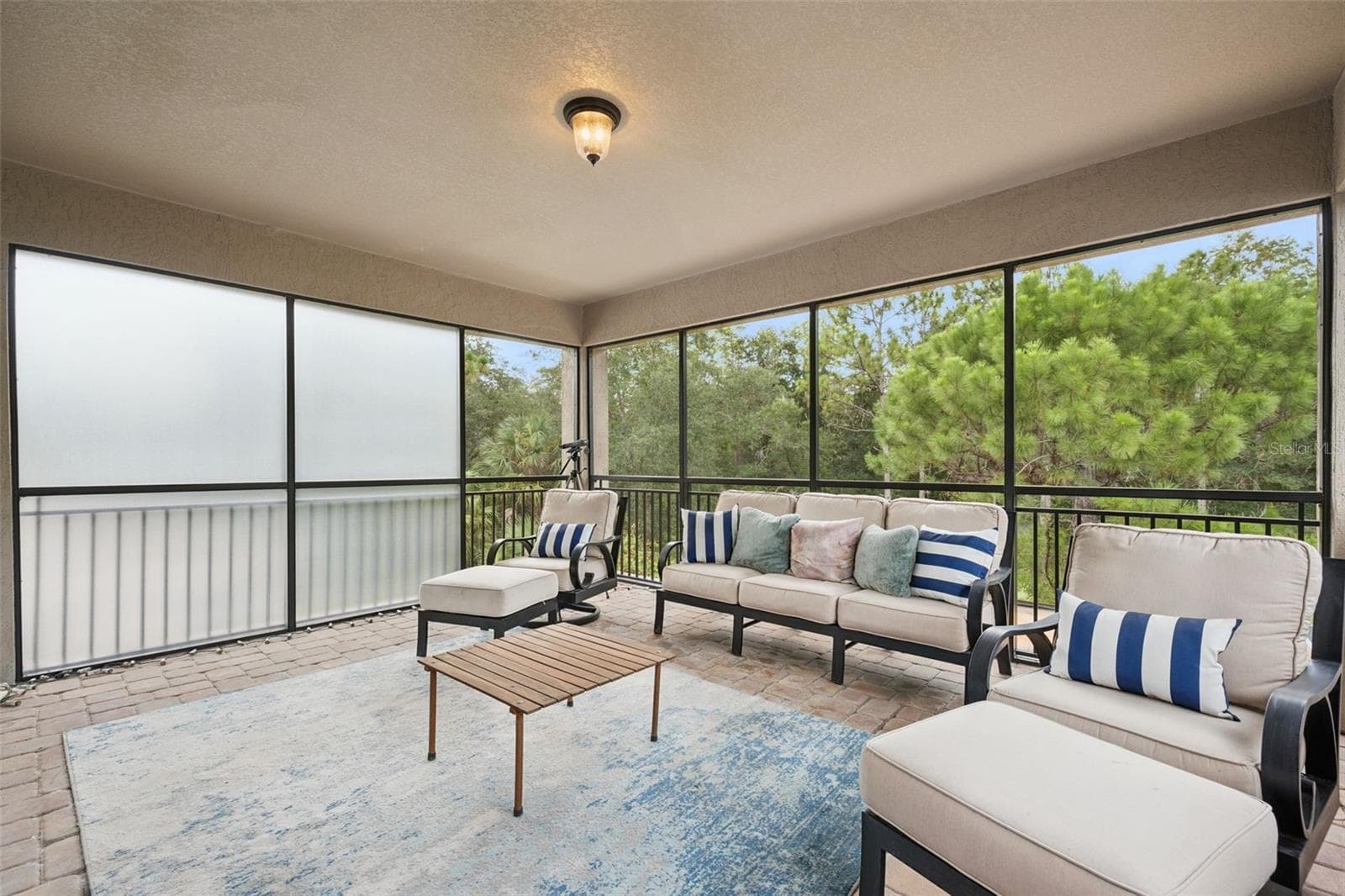 Upstairs Outdoor Living/ Screened Balcony - 14156 ALAFAYA OAK BND, ORLANDO