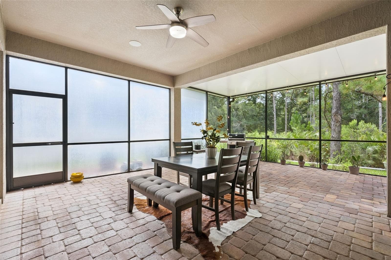 Outdoor Living/Downstairs Screened and Covered Patio - 14156 ALAFAYA OAK BND, ORLANDO