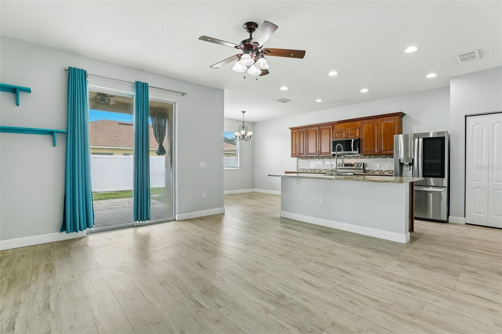 Single Family Residence at 4362 SUN CENTER RD, MULBERRY, photo 10 of 44