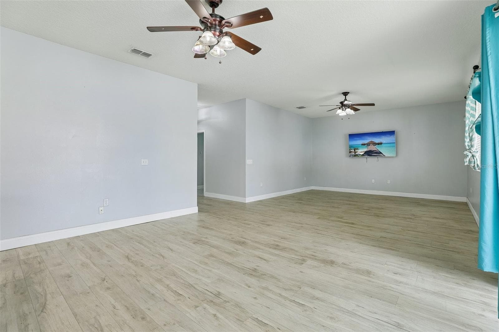 Single Family Residence at 4362 SUN CENTER RD, MULBERRY, photo 12 of 44