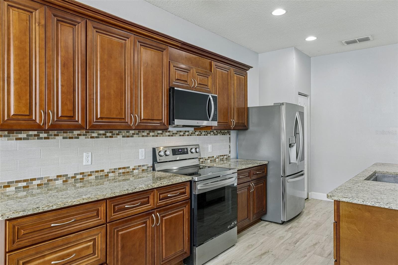 Single Family Residence at 4362 SUN CENTER RD, MULBERRY, photo 14 of 44