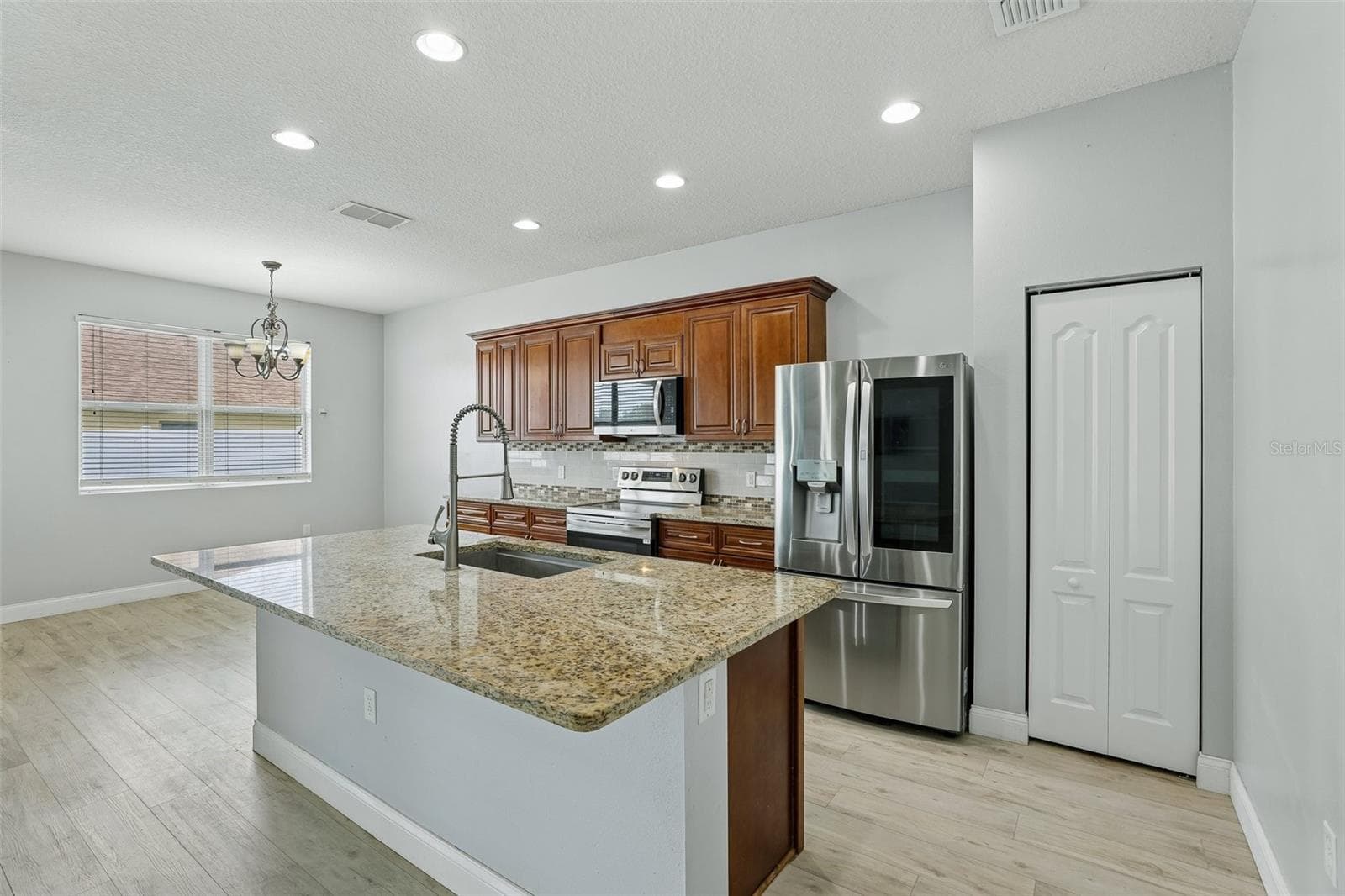 Single Family Residence at 4362 SUN CENTER RD, MULBERRY, photo 15 of 44