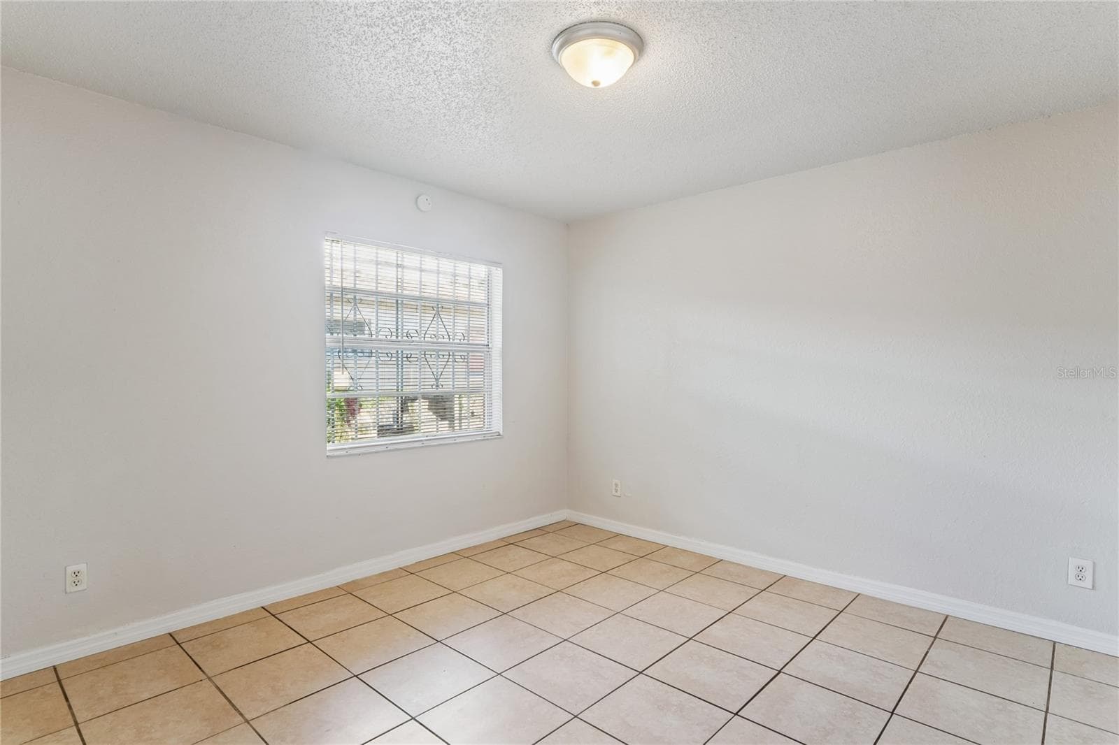 Single Family Residence at 9608 N 10TH ST, TAMPA, photo 19 of 23