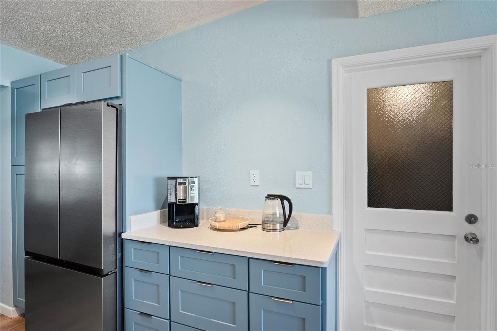 Updated Open Kitchen View #3 - 1840 N POWERS DR, ORLANDO