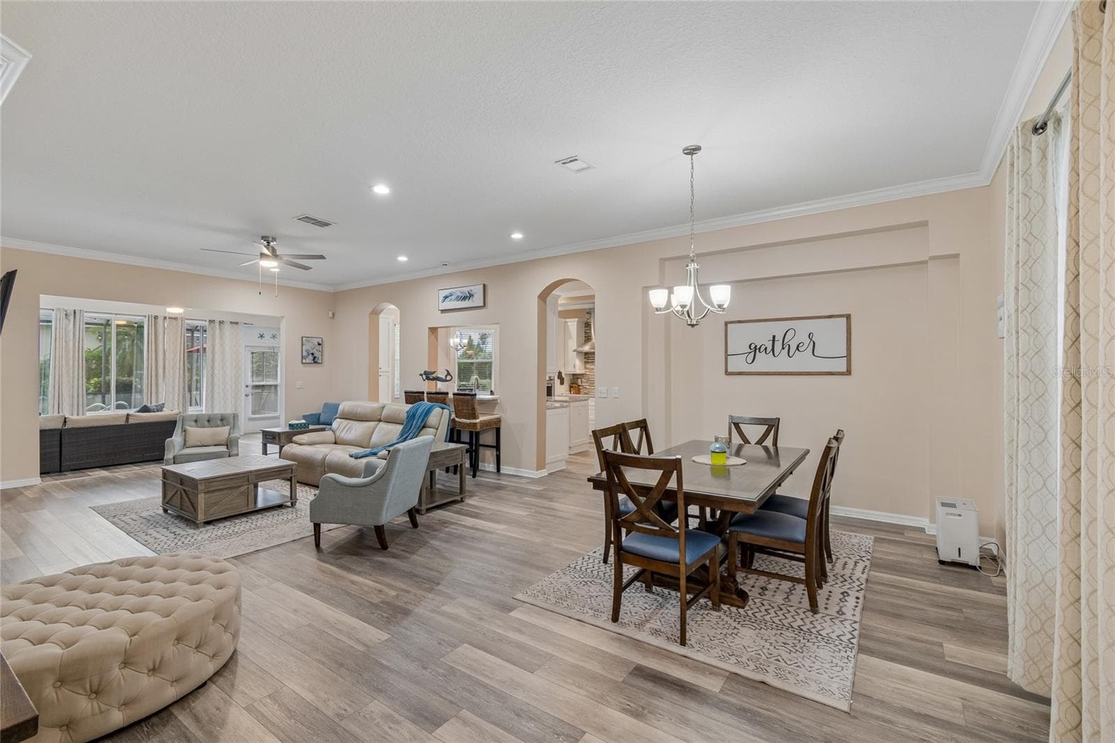 Single Family Residence at 1119 VILLEROY DR, SUN CITY CENTER, photo 7 of 63