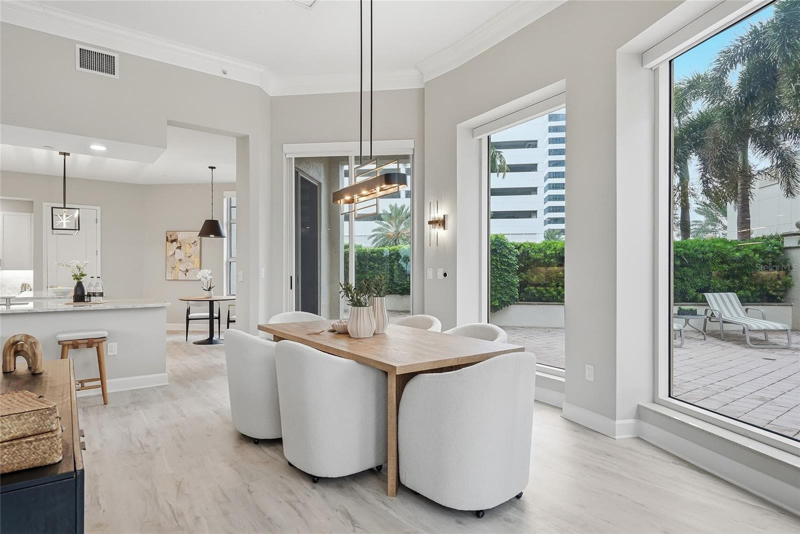 Spacious dining area open to the kitchen. - 100 BEACH DR NE #301, ST PETERSBURG