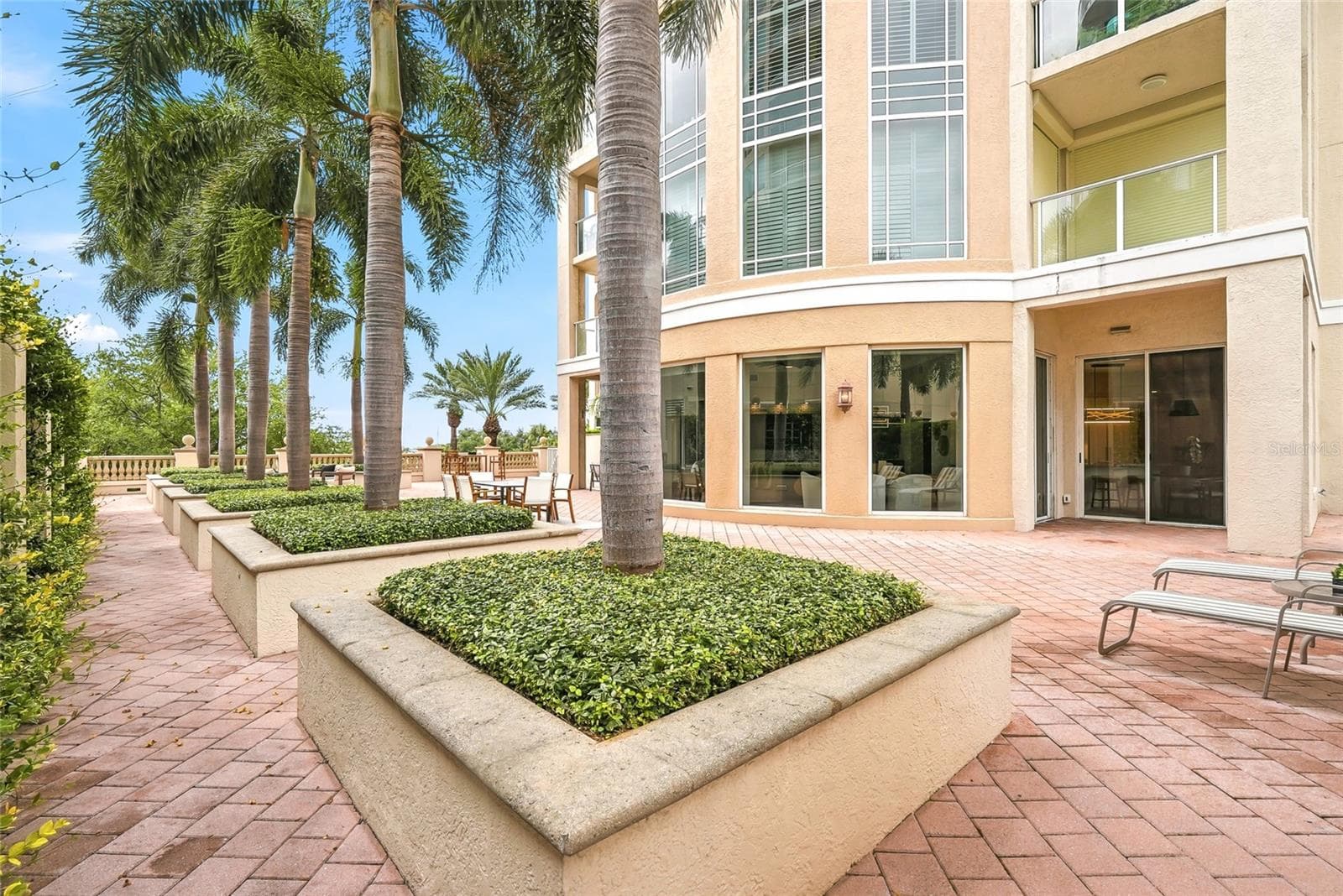 Condominium at 100 BEACH DR NE #301, ST PETERSBURG, photo 45 of 62
