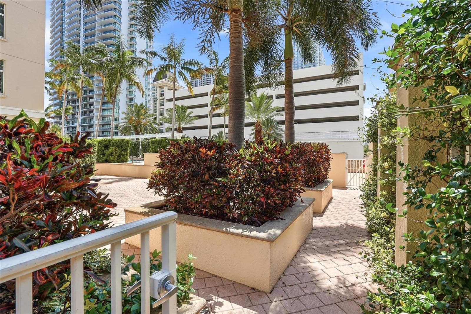 Condominium at 100 BEACH DR NE #301, ST PETERSBURG, photo 51 of 62