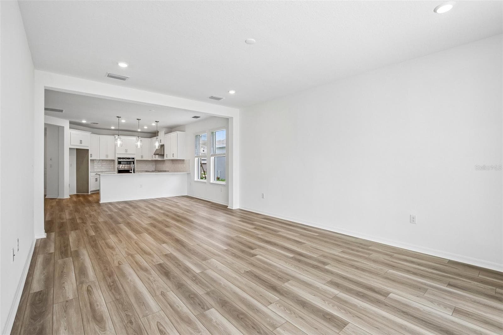 7012 Foxboro Way ~ Ready Now - 7012 FOXBORO WAY, NOKOMIS