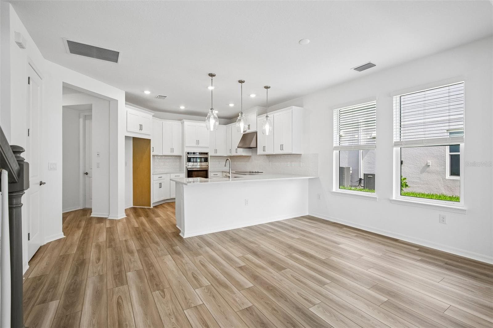 7012 Foxboro Way ~ Ready Now - 7012 FOXBORO WAY, NOKOMIS