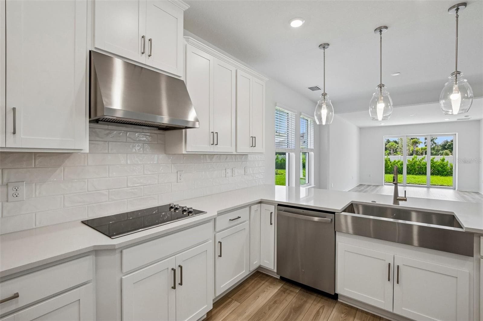7012 Foxboro Way ~ Ready Now - 7012 FOXBORO WAY, NOKOMIS
