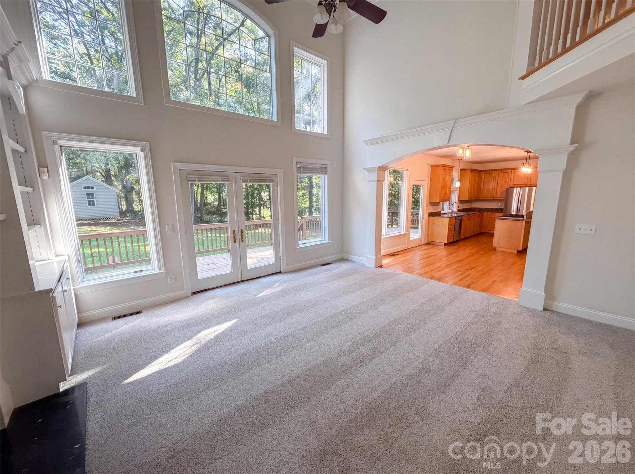 Single Family Residence at 10124 Windtree Lane, Charlotte, photo 3 of 31