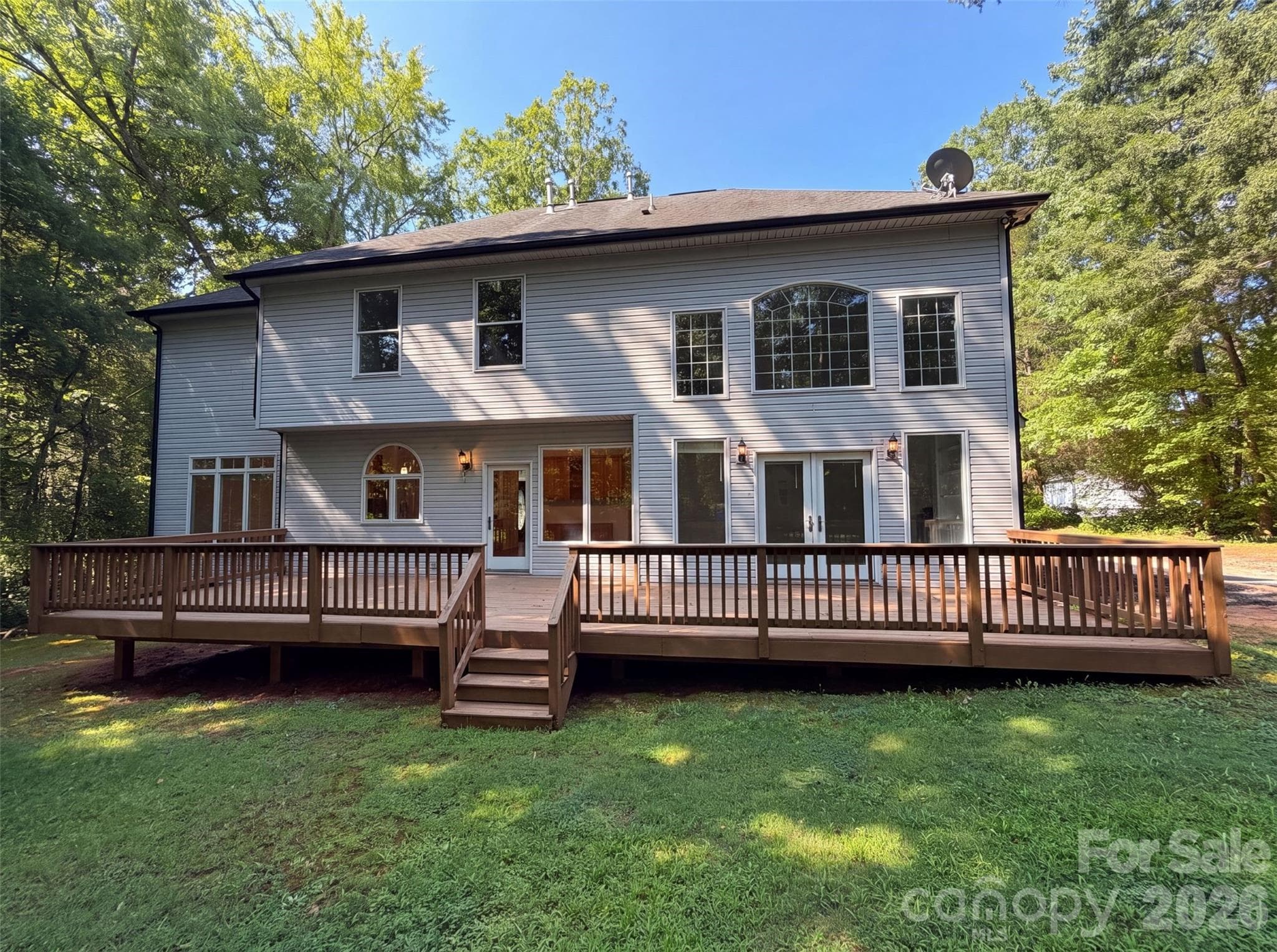 Single Family Residence at 10124 Windtree Lane, Charlotte, photo 5 of 31