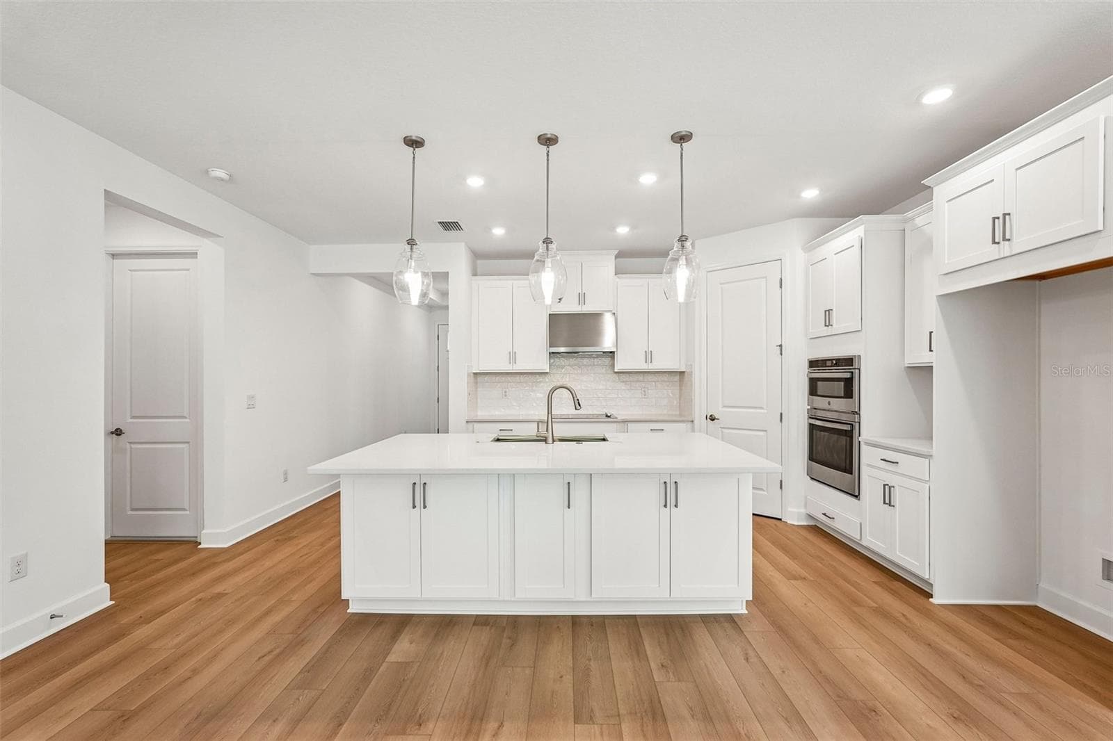 7024 Foxboro Way ~ Ready Now - 7024 FOXBORO WAY, NOKOMIS