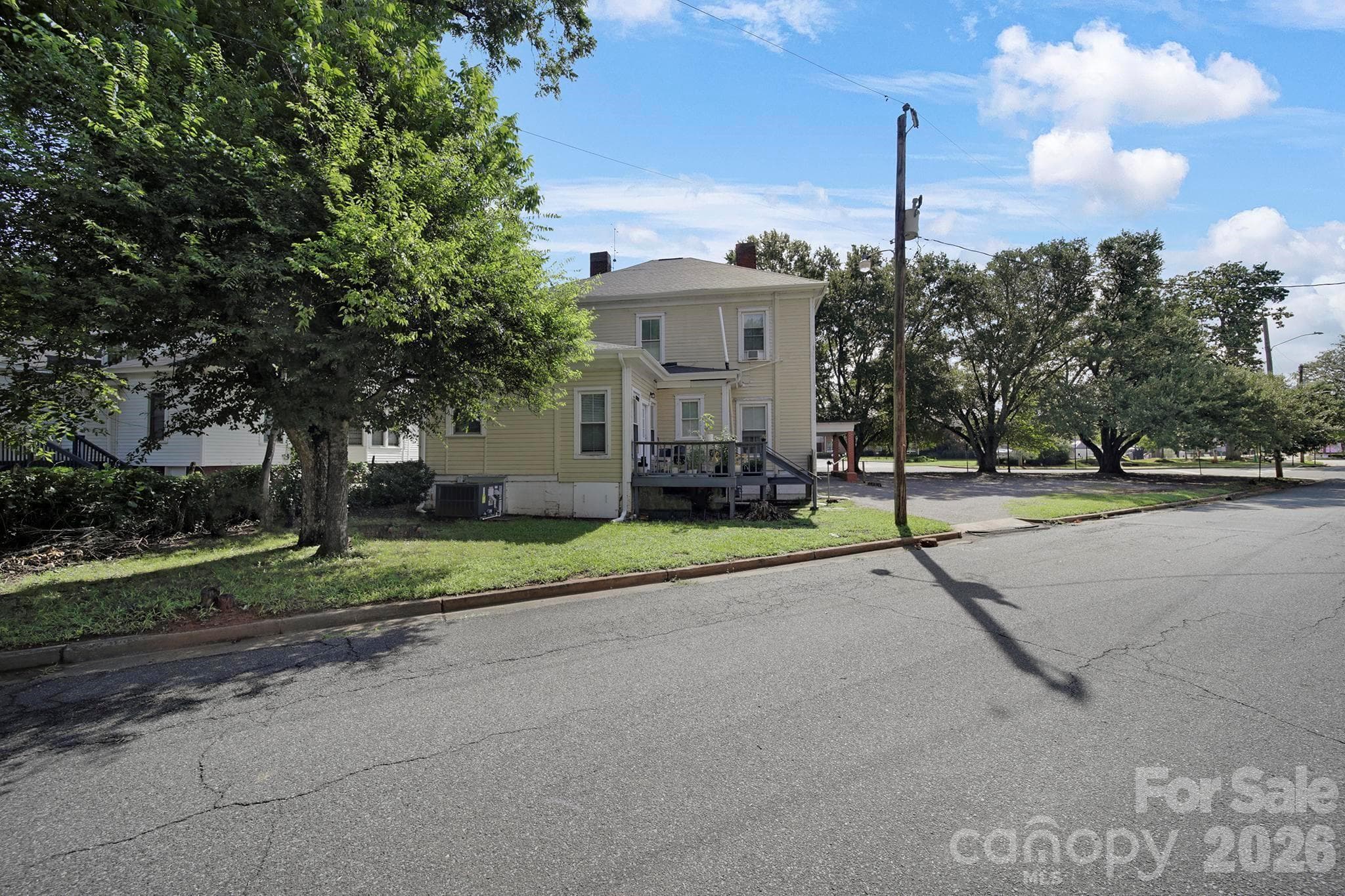 Fourplex at 315 Park Avenue, Rock Hill, photo 5 of 26