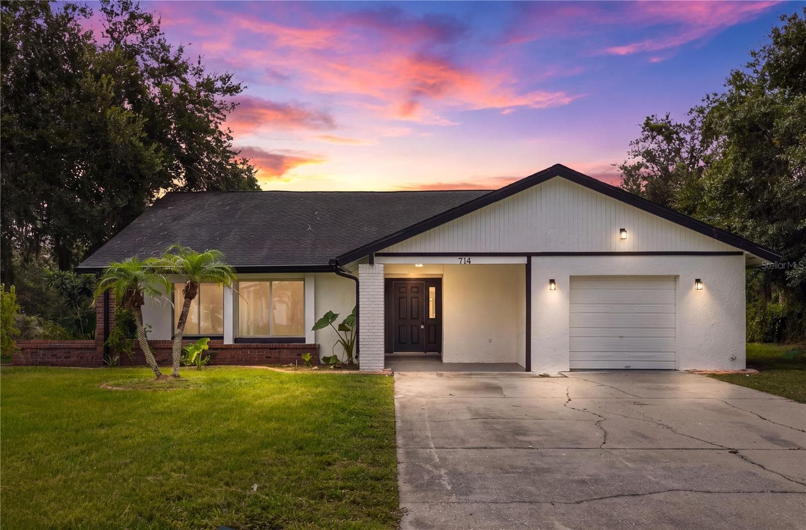 Single Family Residence at 714 DIVOT LN, POINCIANA, photo 3 of 37