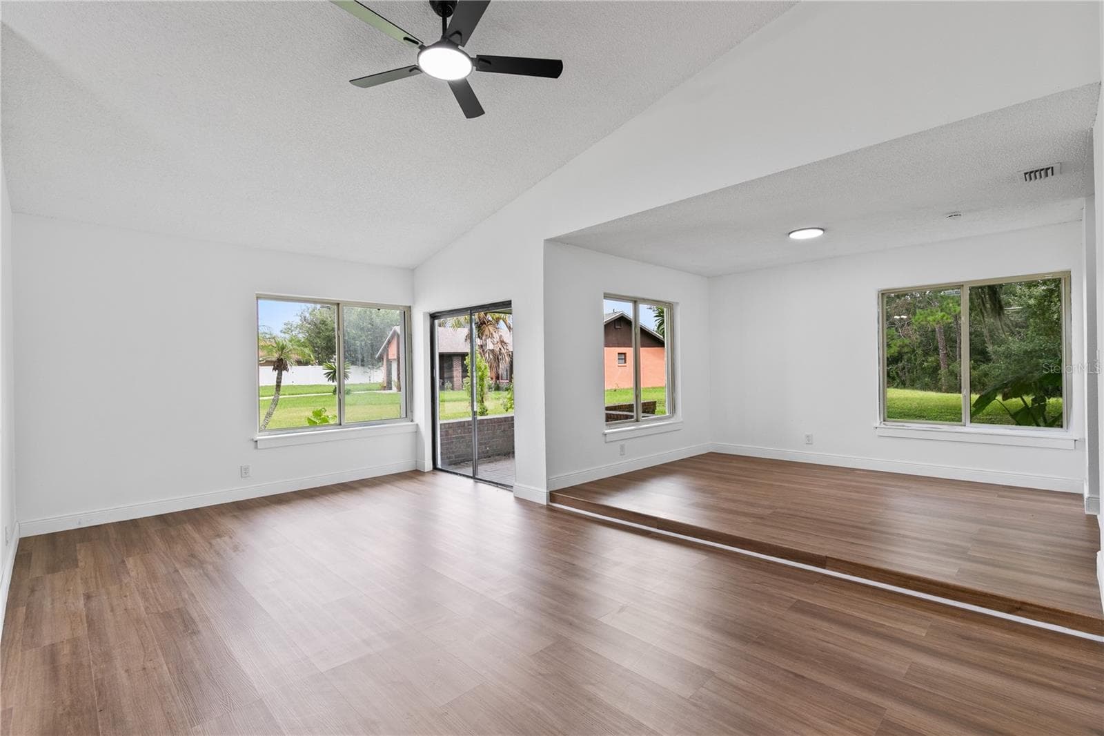 Living room - 714 DIVOT LN, POINCIANA