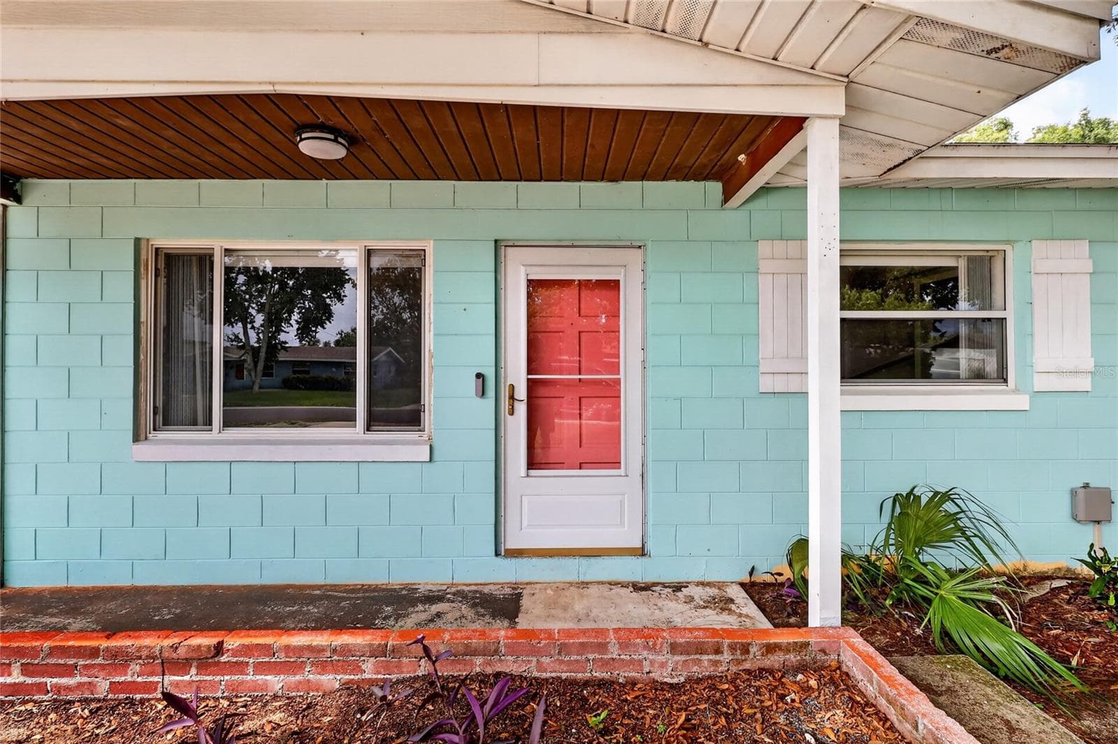 Single Family Residence at 120 E HOFFMAN ST, LAKE ALFRED, photo 6 of 62