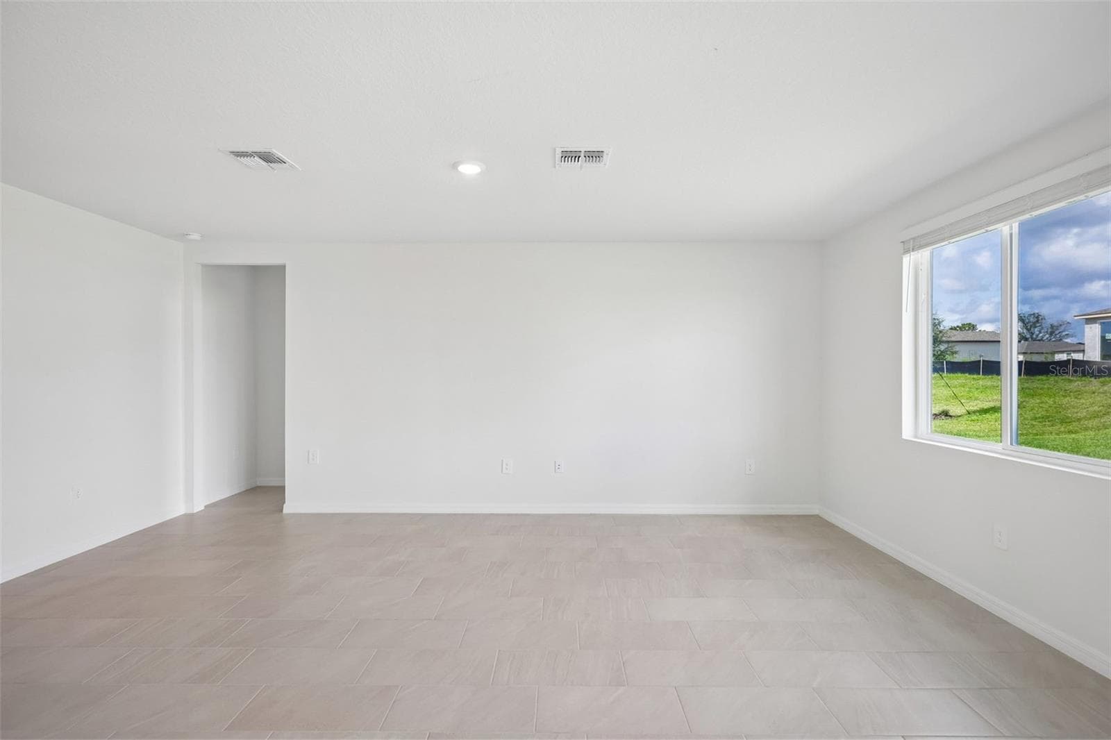 Single Family Residence at 1769 FOREST RUN LN, AUBURNDALE, photo 6 of 32