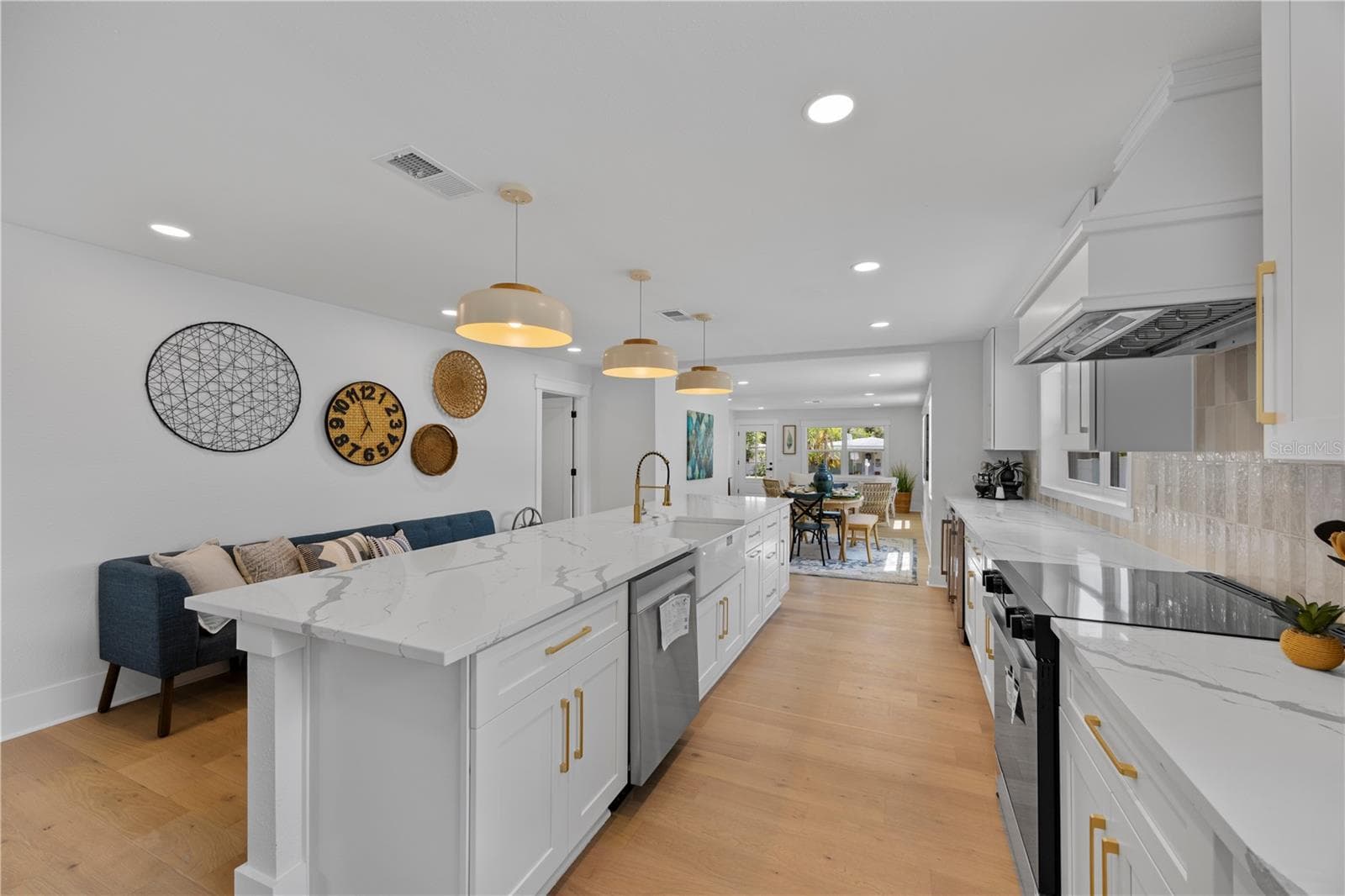Single Family Residence at 4621 4TH AVE N, ST PETERSBURG, photo 14 of 36