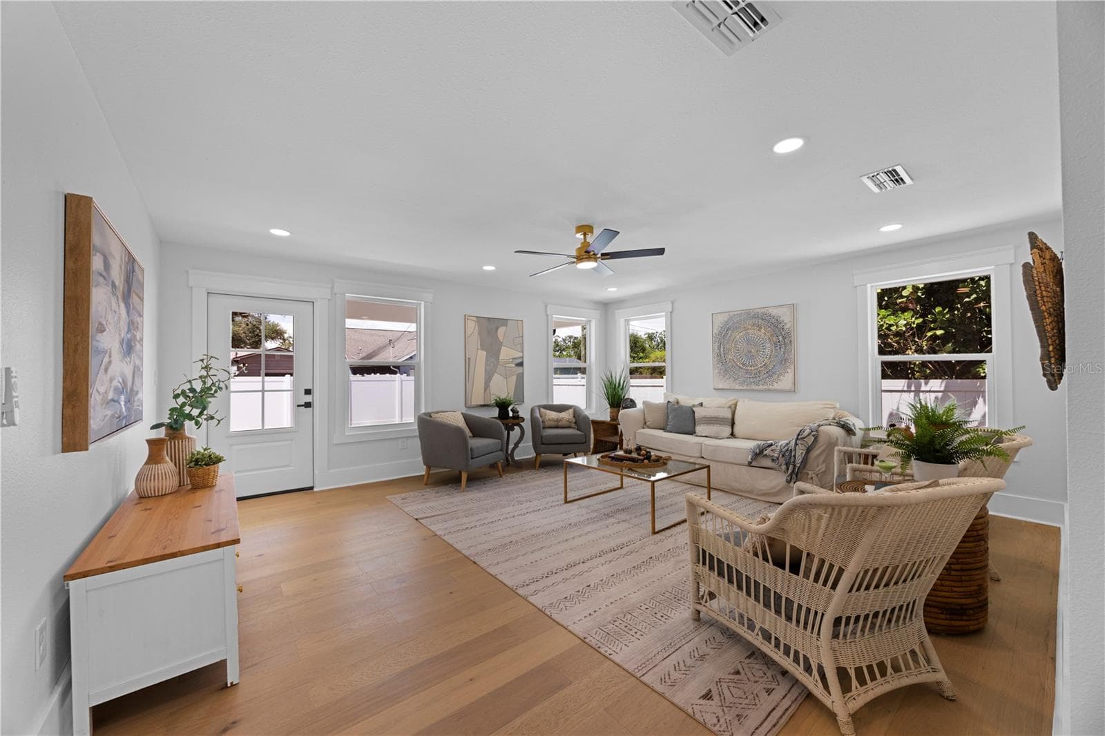 Single Family Residence at 4621 4TH AVE N, ST PETERSBURG, photo 25 of 36