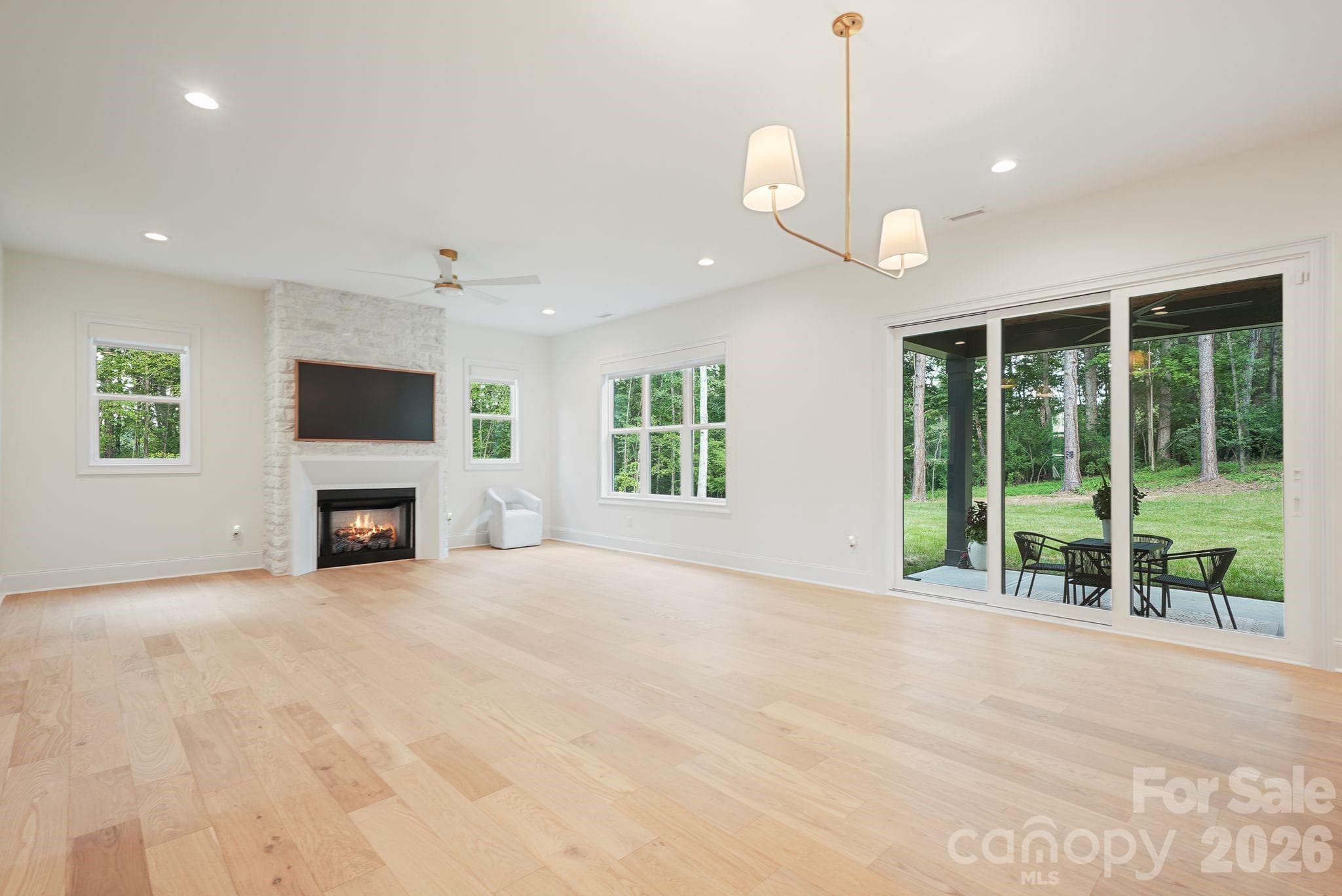 Single Family Residence at 6528 Great Blue Path, Clover, photo 10 of 47