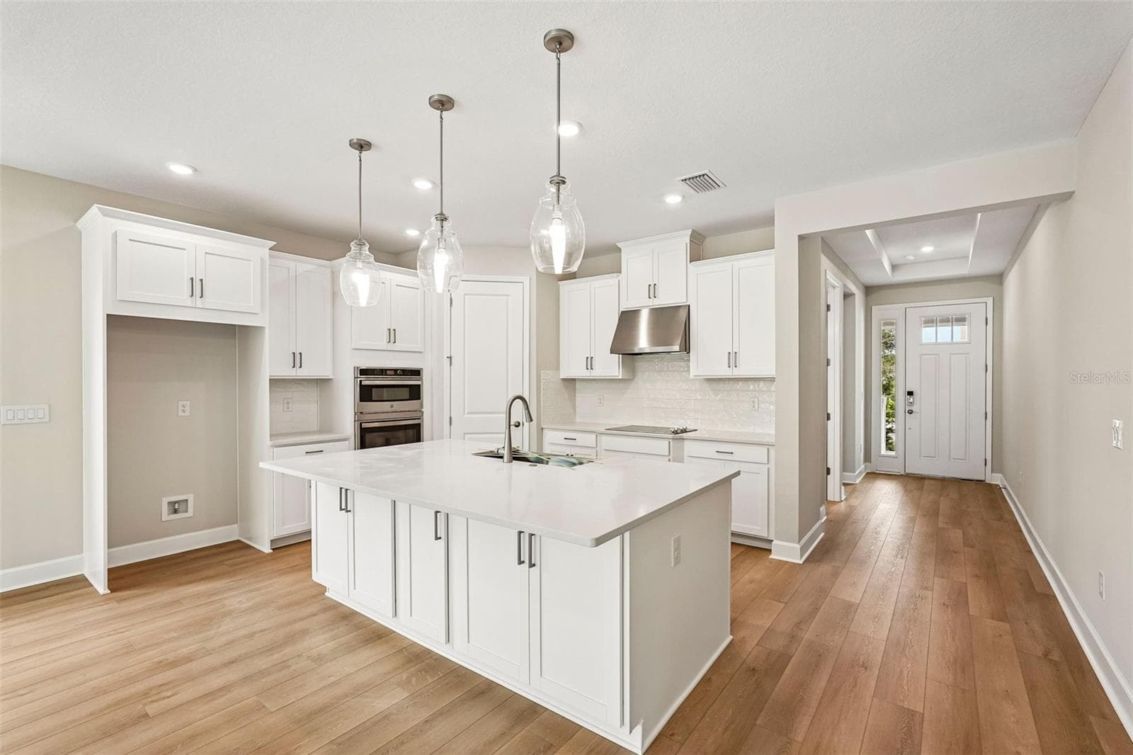 7028 Foxboro Way ~ Ready Now - 7028 FOXBORO WAY, NOKOMIS