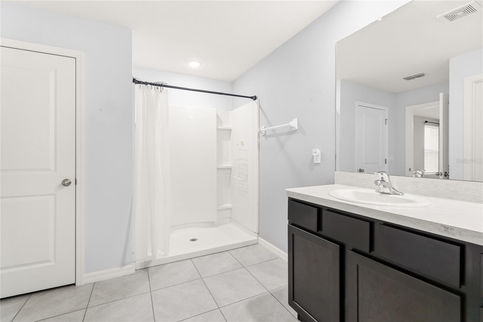 Primary Bathroom - 10116 CHARLOTTE DR, PARRISH