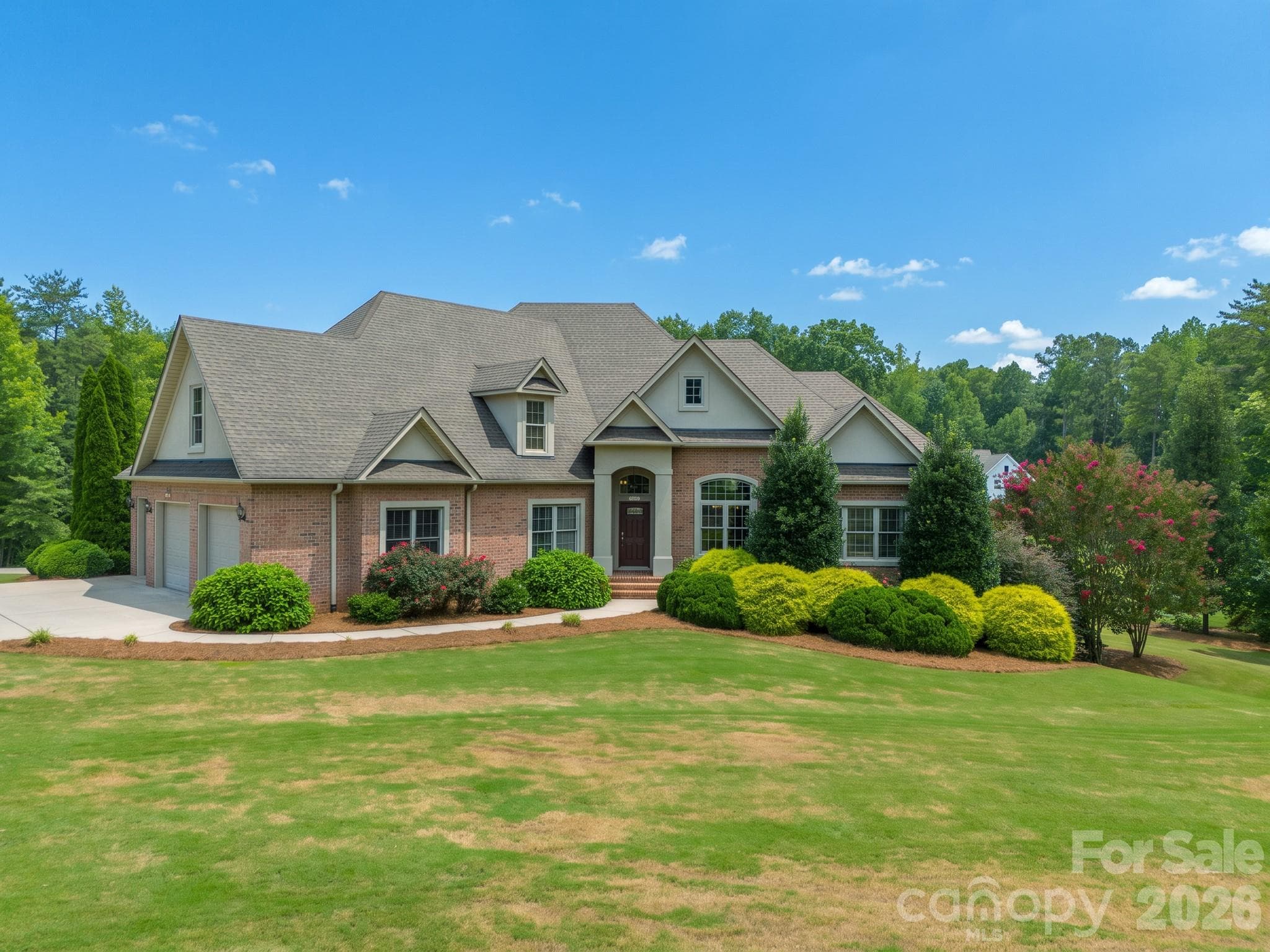 Single Family Residence at 121 Cheyenne Lane, Statesville, photo 6 of 48