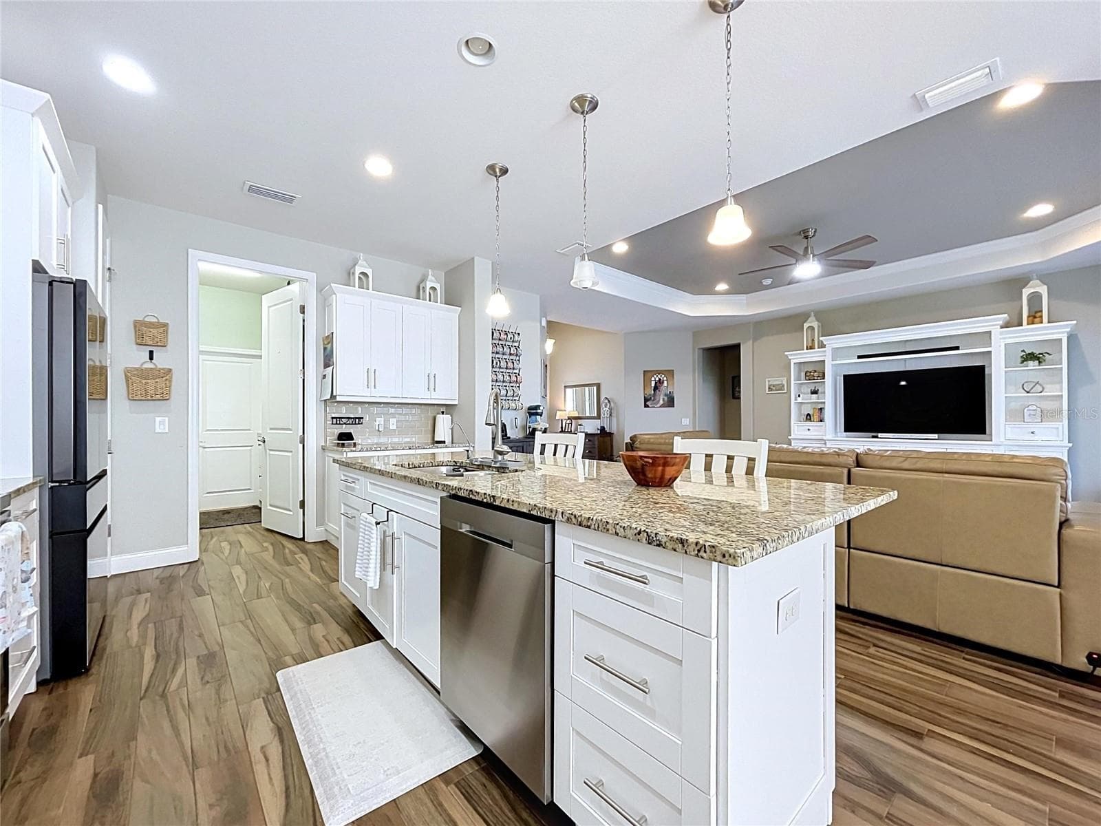 Single Family Residence at 6104 HIGHLANDS GRACE BLVD, LAKELAND, photo 4 of 93
