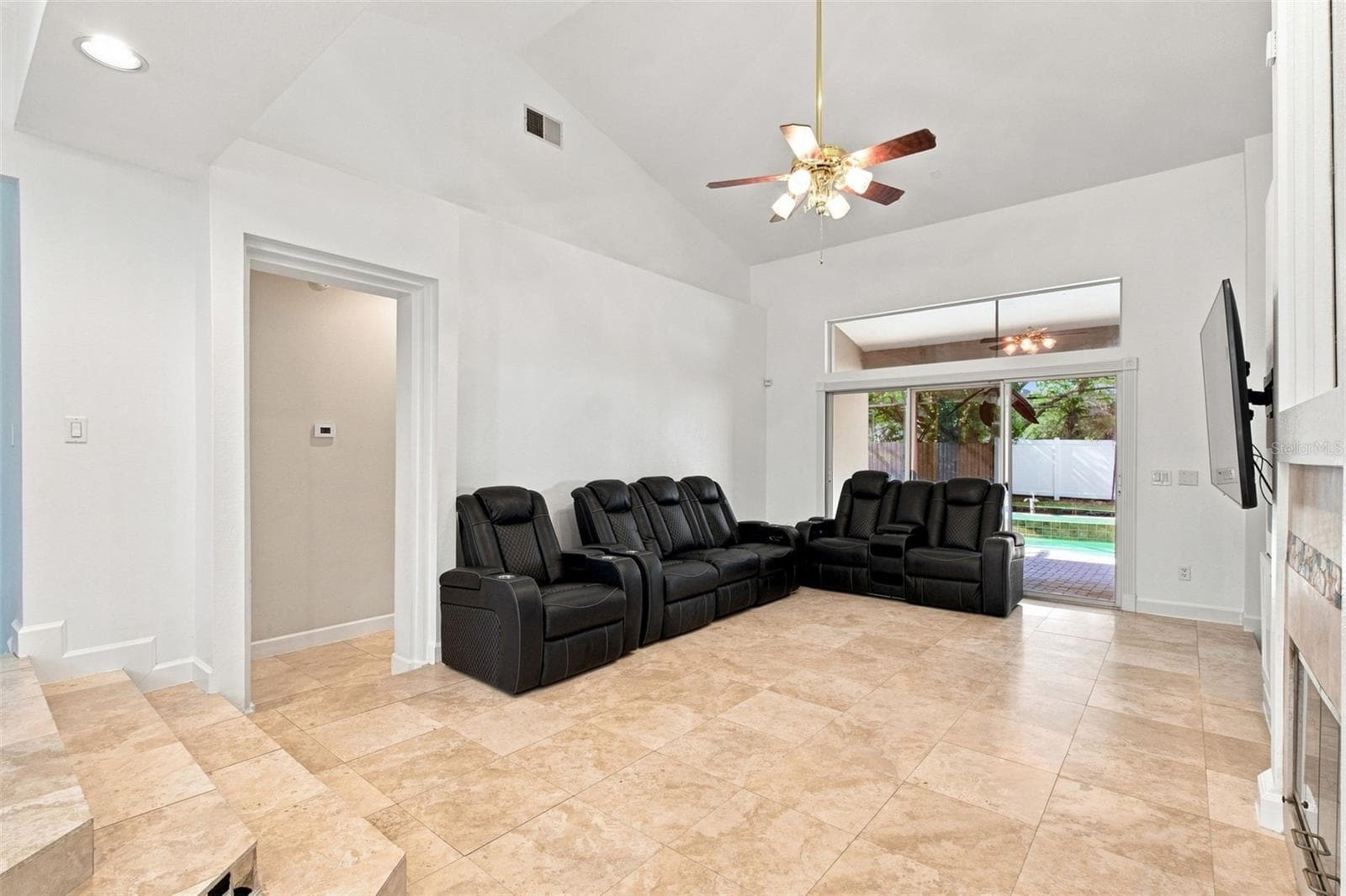 Living Room - 13711 DORNOCH DR, ORLANDO