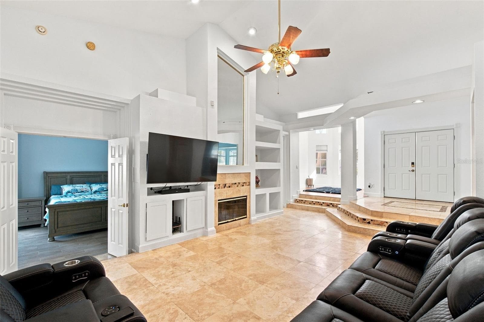 Living Room - 13711 DORNOCH DR, ORLANDO