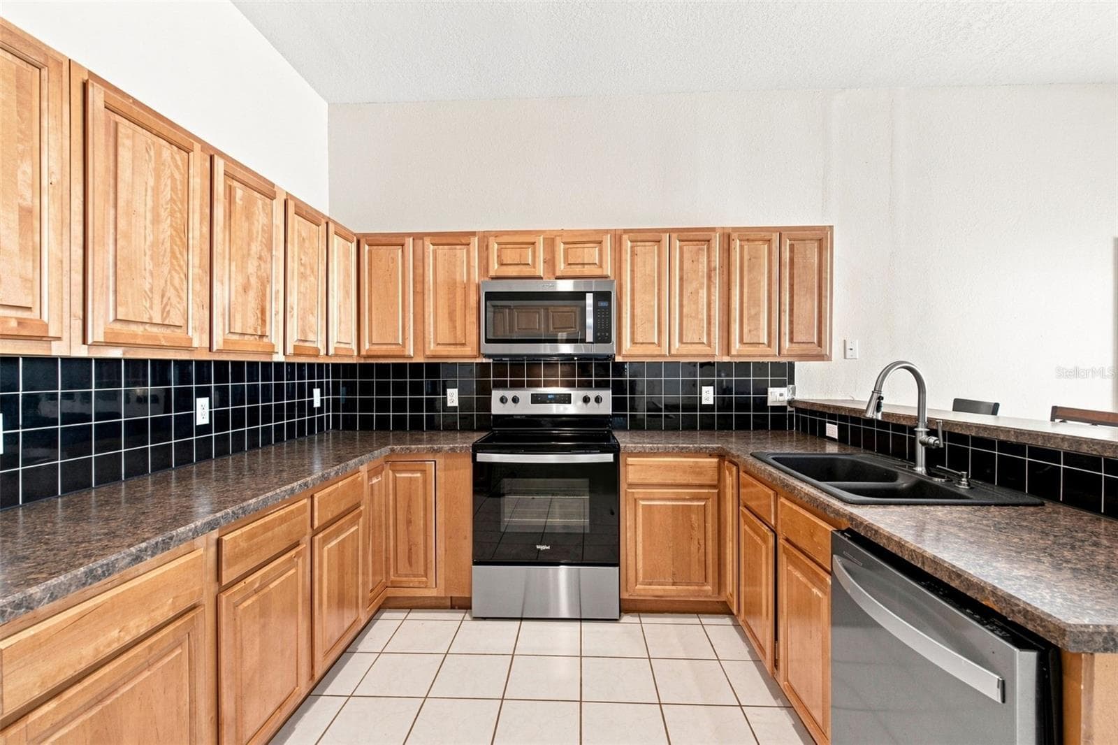 Single Family Residence at 13711 DORNOCH DR, ORLANDO, photo 9 of 54