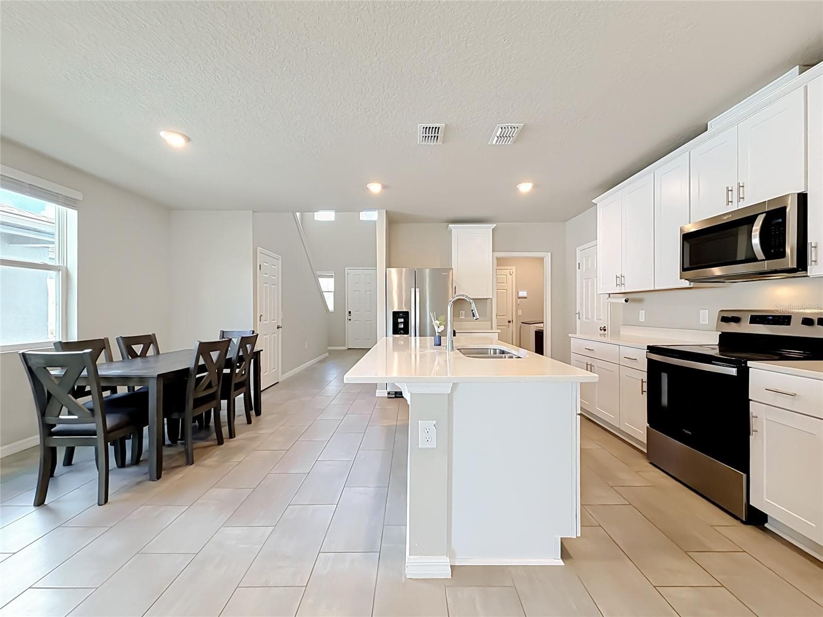 Single Family Residence at 1836 CARNOSTIE RD, WINTER HAVEN, photo 7 of 59