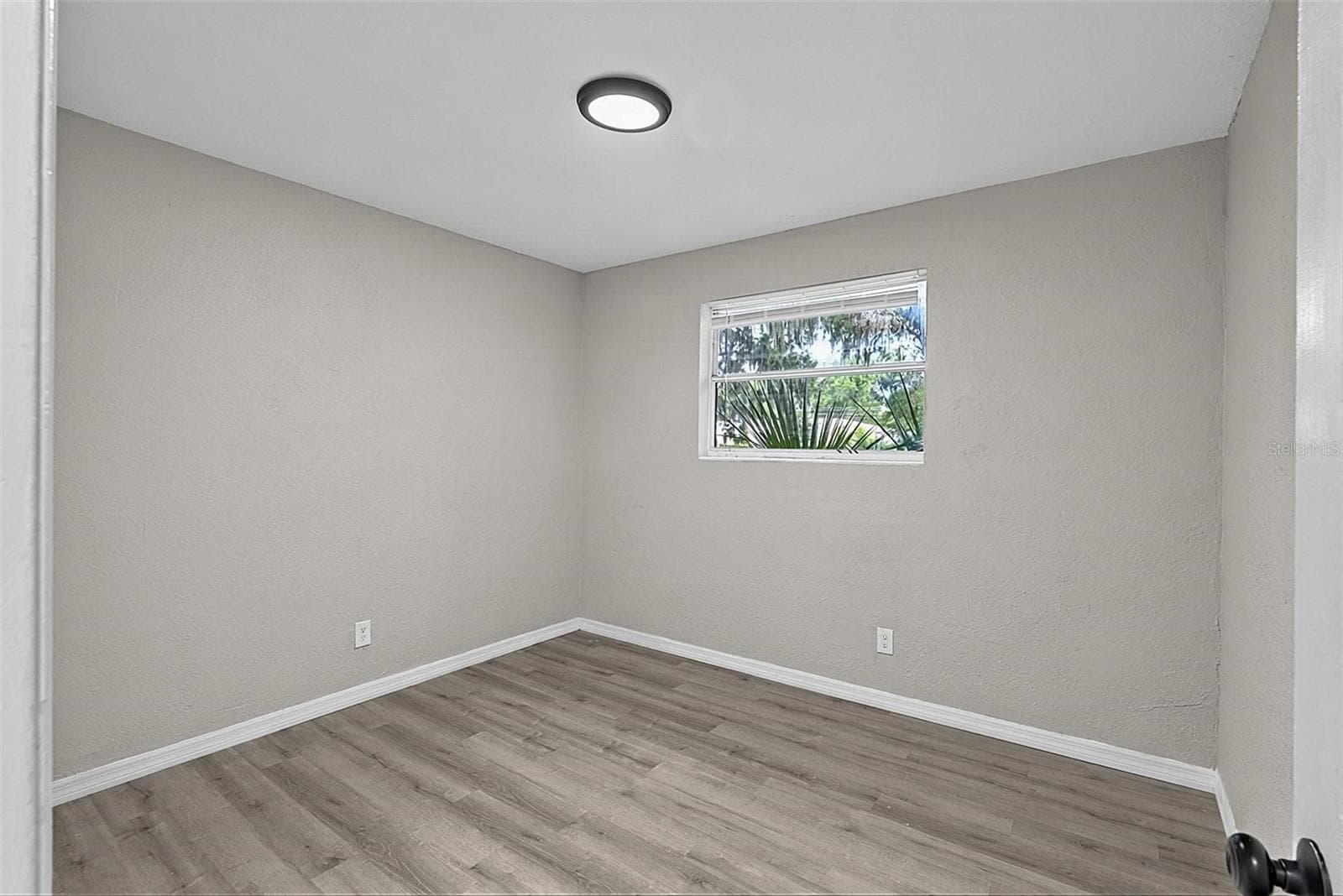 Single Family Residence at 610 ROMA ST, DAYTONA BEACH, photo 27 of 47